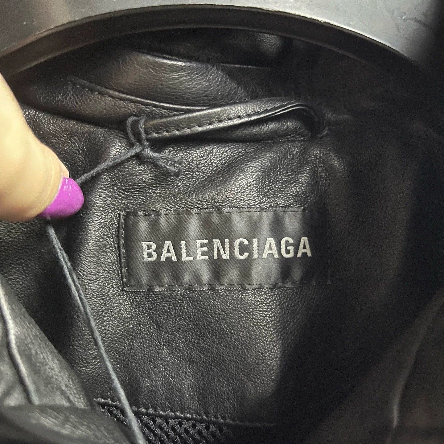 Balenciaga black logo print hooded leather jacket Size US M / EU 48-50 / 2 - 2 Thumbnail