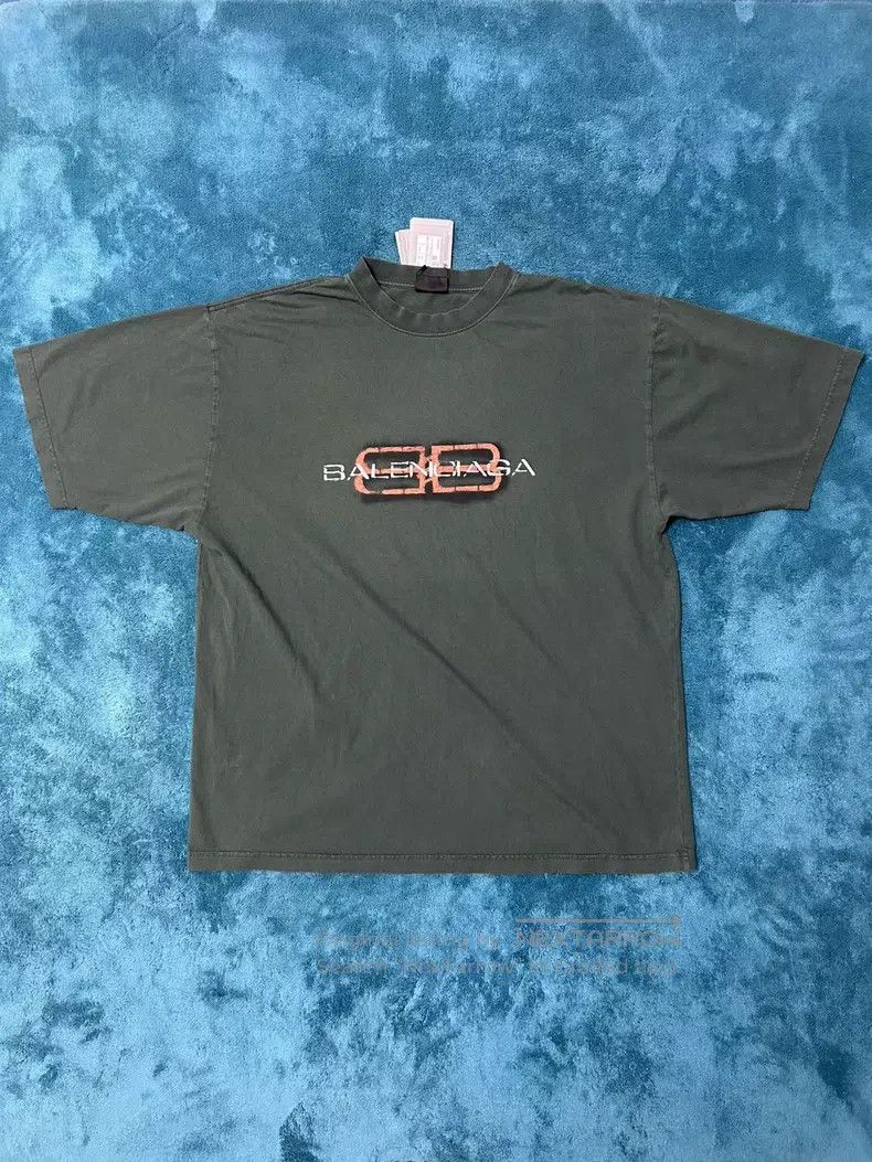 Balenciaga Balenciaga Letter Print Short Sleeve, Green Size US L / EU 52-54 / 3 - 1 Thumbnail