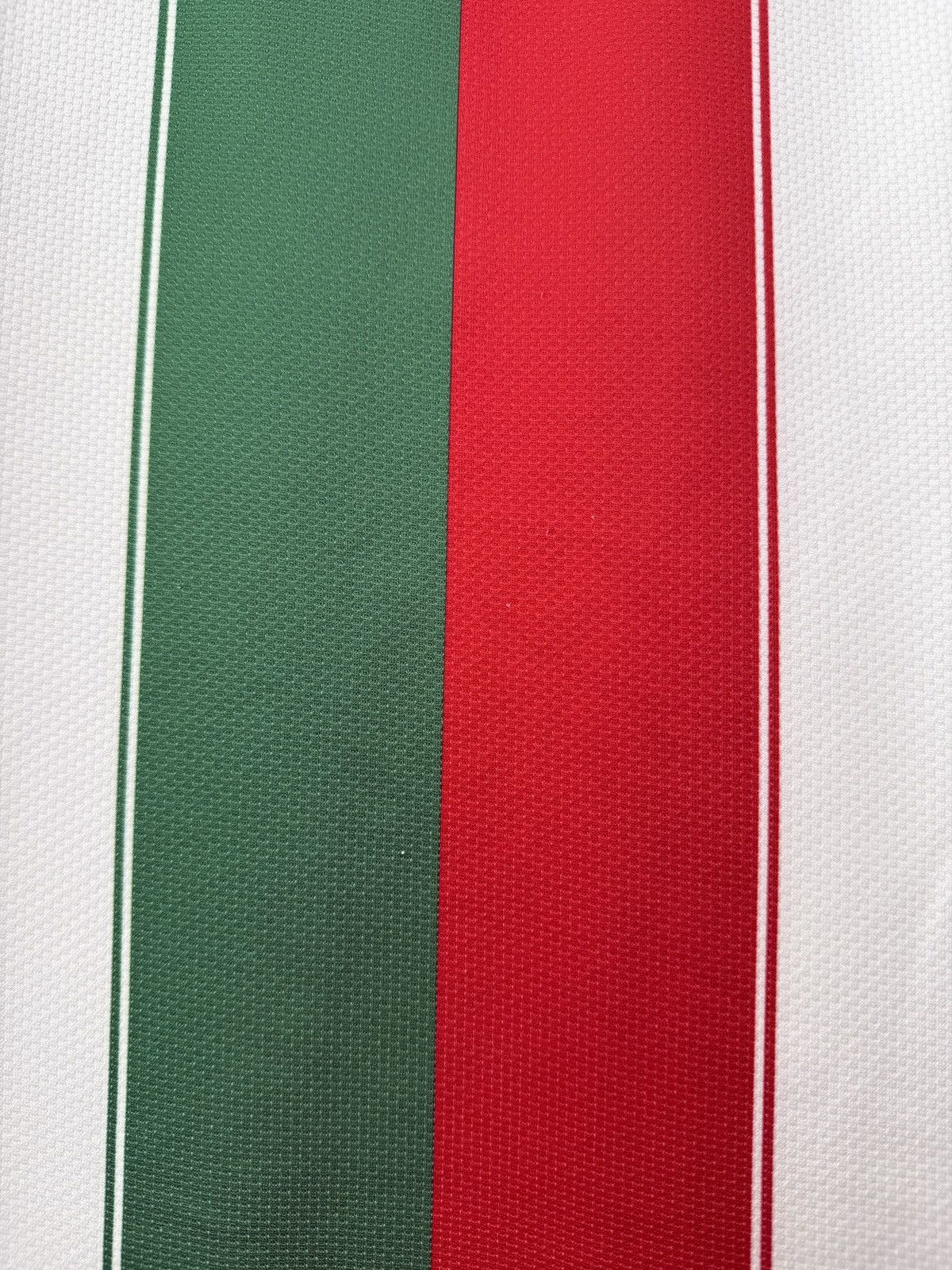 Nike PORTUGAL 2010 2011 AWAY FOOTBALL SHIRT SOCCER JERSEY Size US M / EU 48-50 / 2 - 10 Thumbnail