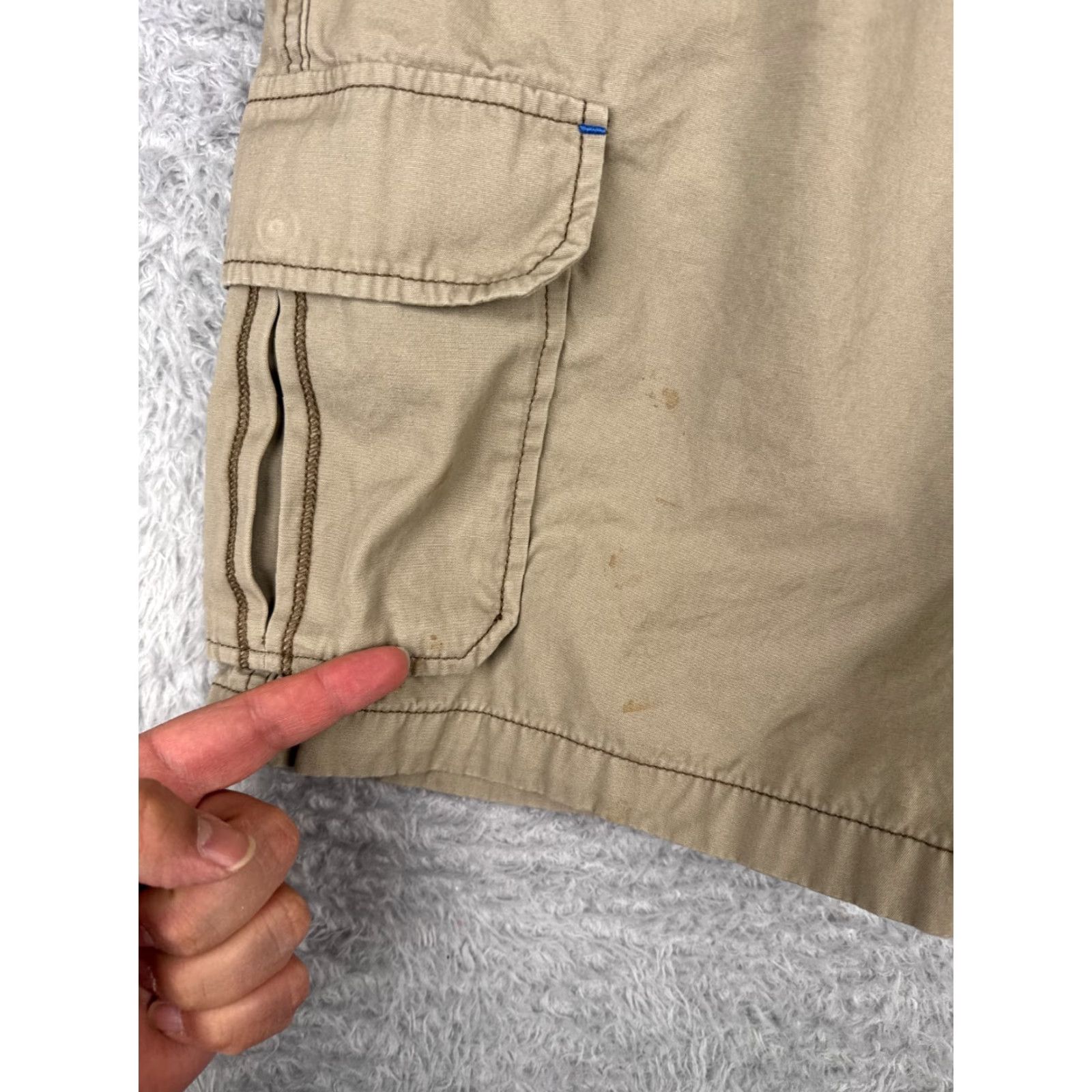 Tommy Bahama Tommy Bahama Shorts Men XL Beige Cargo 100% Cotton Flat Front 38x8 Flat Front Cargo Pocket Logo Relaxed Size US 36 / EU 52 - 7 Thumbnail