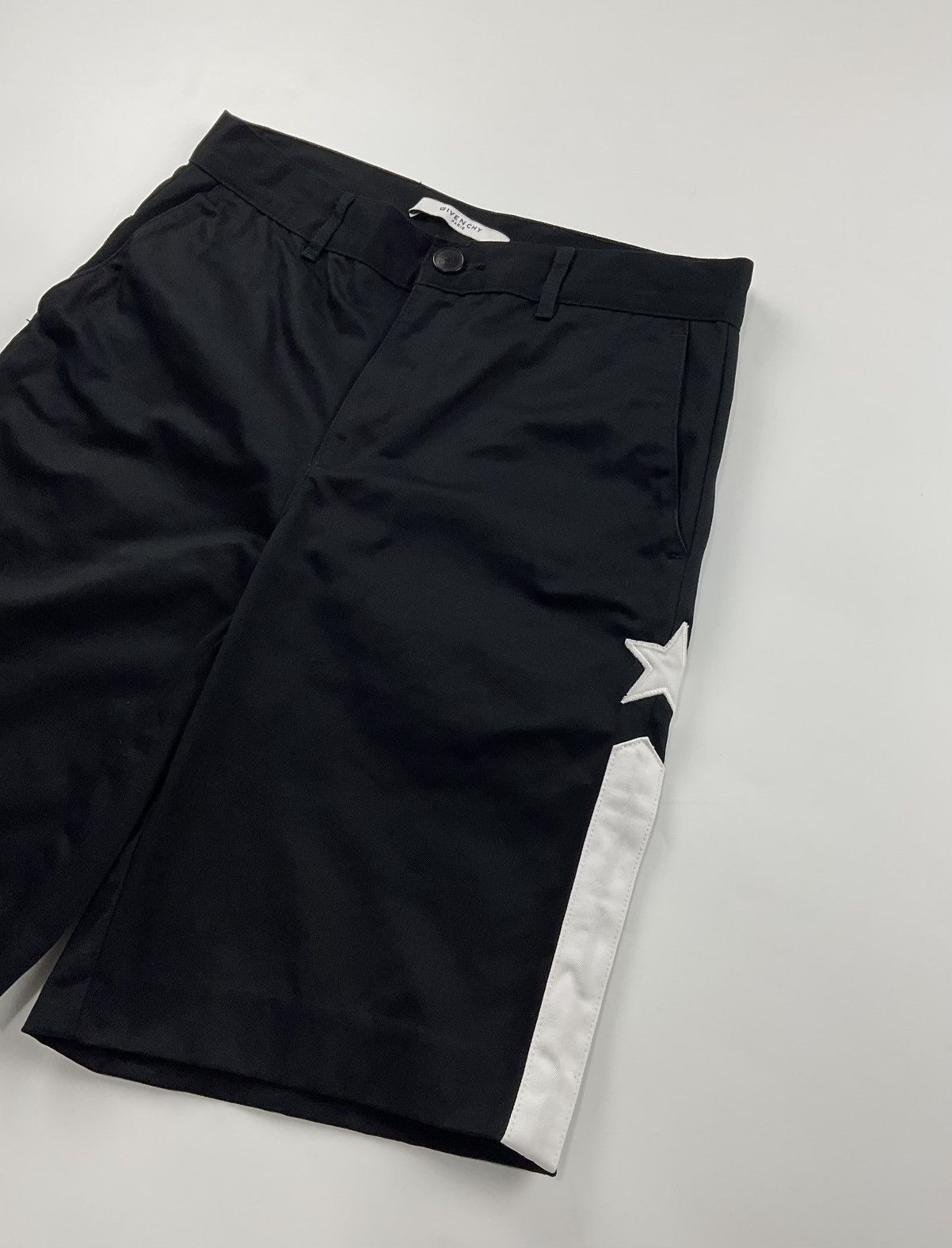 Givenchy Givenchy Cotton Short Size US 32 / EU 48 - 6 Thumbnail