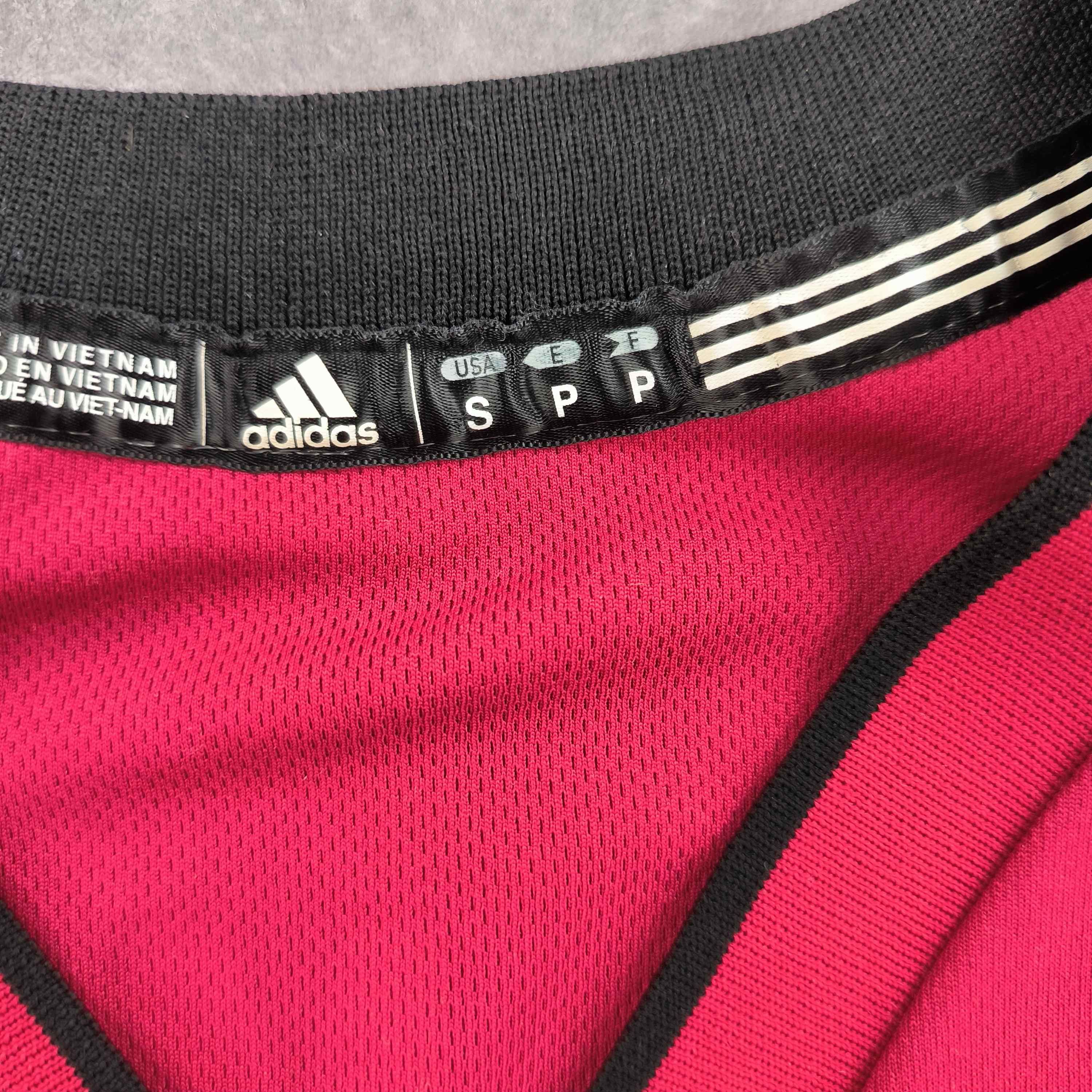 Adidas Miami Heat LeBron James Adidas NBA jersey size S Size US S / EU 44-46 / 1 - 4 Thumbnail