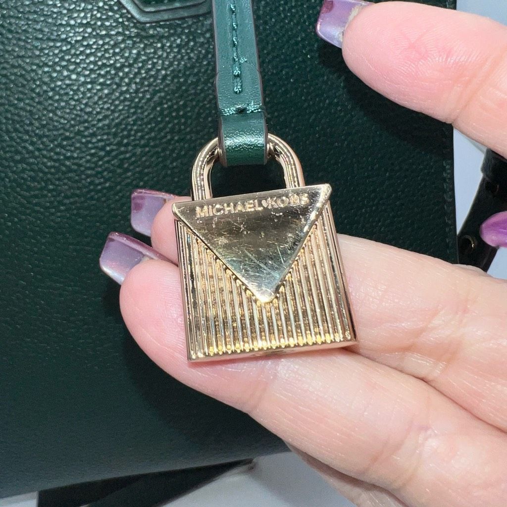 Michael Kors Michael Kors Mercer Large Saffiano Leather Tote Bag in Deep Green Size ONE SIZE - 3 Thumbnail