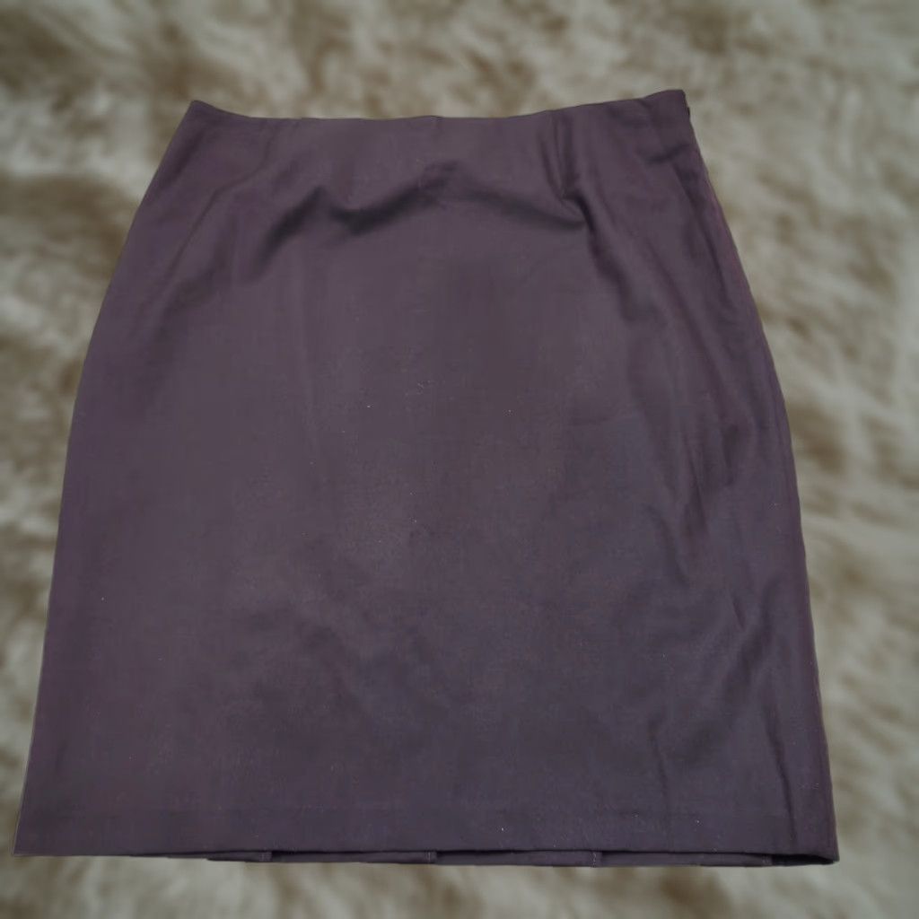 Jones New York Jones New York Collection Petite Burgundy Stretch Mini Skirt Pleated Back Sz 6P Size 28" / US 6 / IT 42 - 1 Thumbnail