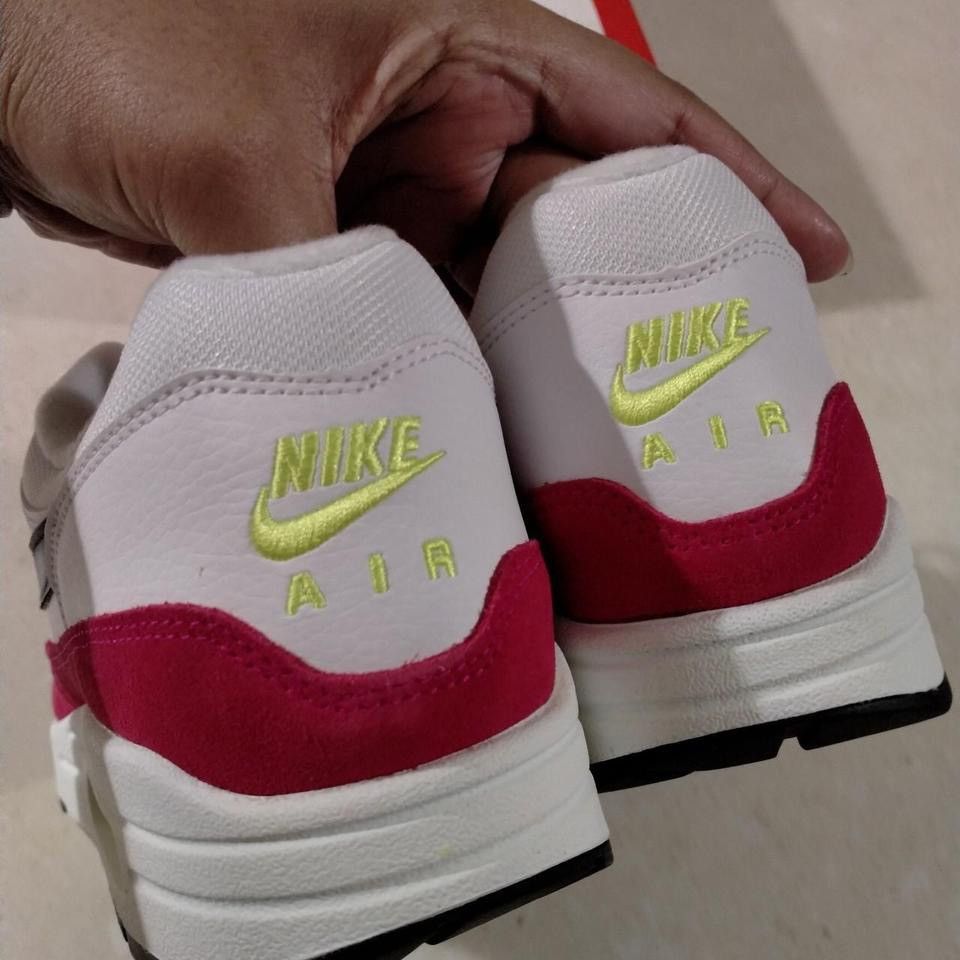 Nike Mens Nike Air Max 1 Sneakers Size US 10 / EU 43 - 8 Thumbnail