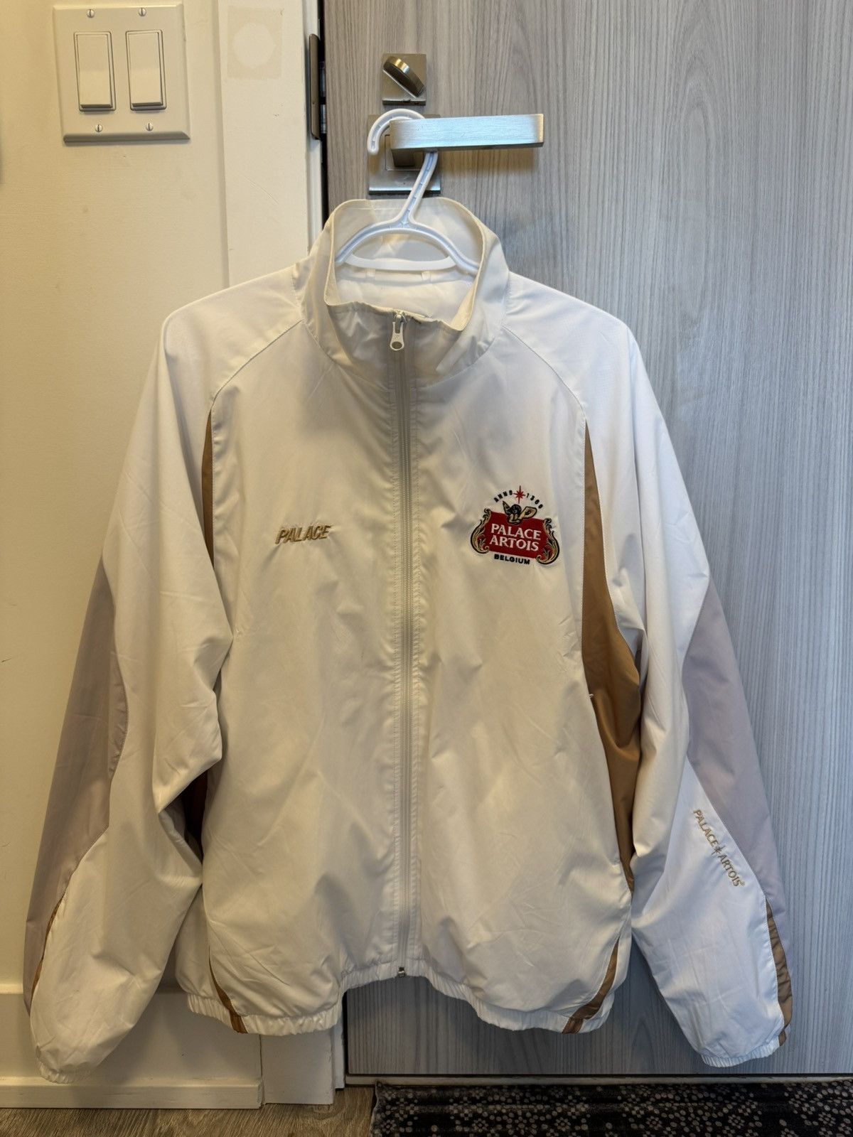 Palace × Streetwear × Supreme Palace Stella Artois Light Track