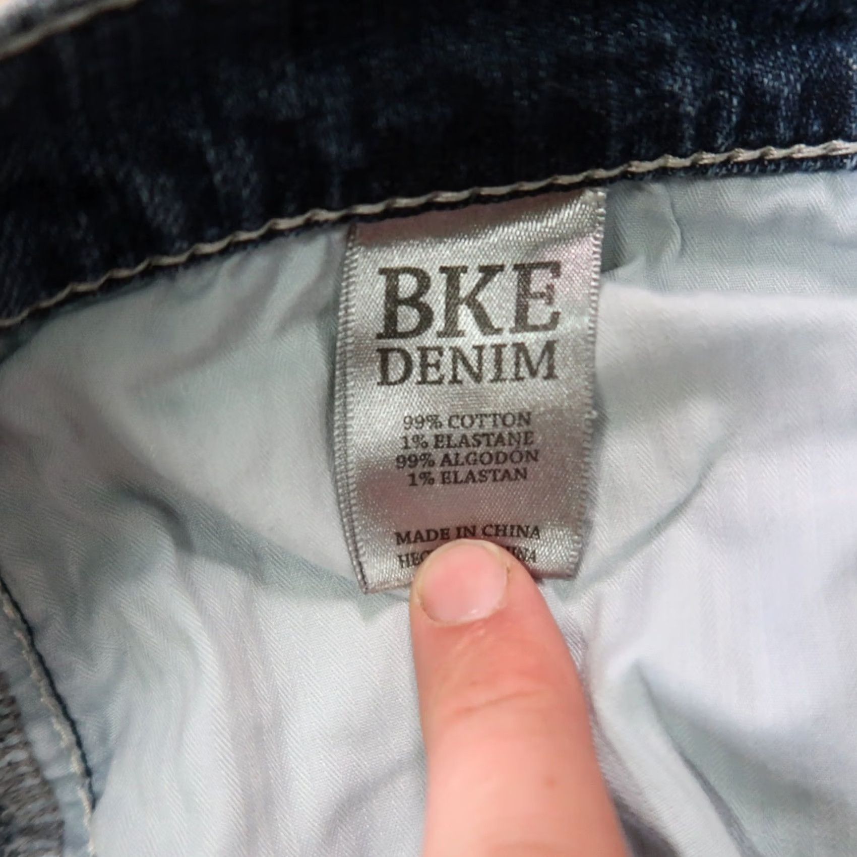 Vintage BKE Buckle Tyler Bootcut Jeans Men’s 36XL Blue Denim 5-Pocket Regular Inseam 35 Jeans 90s Distressed" Size US 36 / EU 52 - 6 Thumbnail