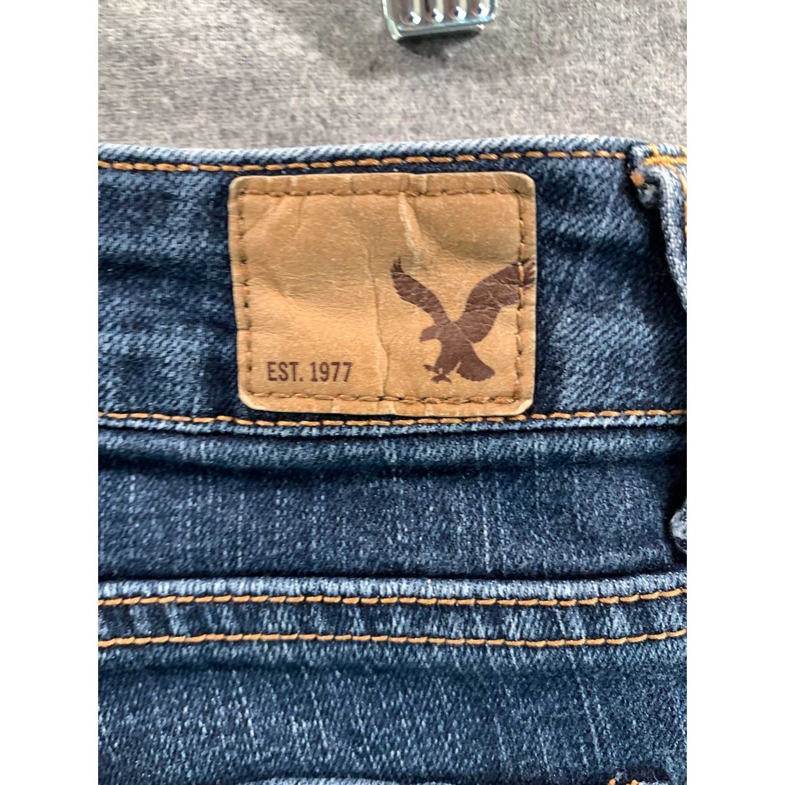 American Eagle Outfitters American Eagle Outfitters Jeans Women Size 6 Blue Size 28" / US 6 / IT 42 - 8 Thumbnail