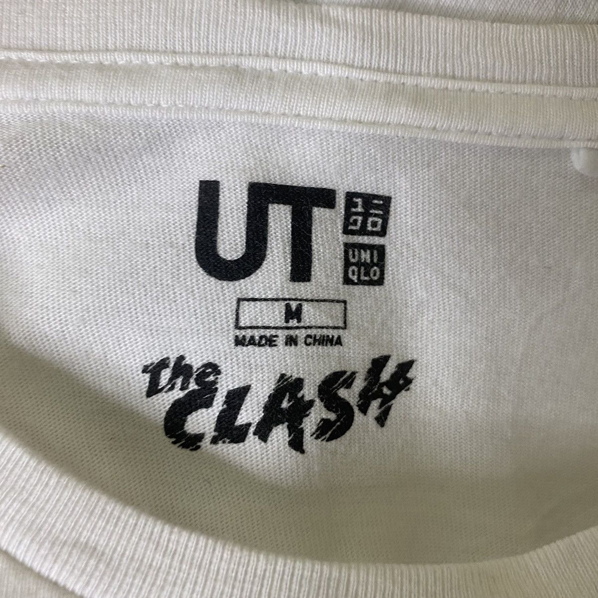 Band Tees × Japanese Brand The Clash London Calling x Uniqlo UT Tee Size US M / EU 48-50 / 2 - 3 Thumbnail