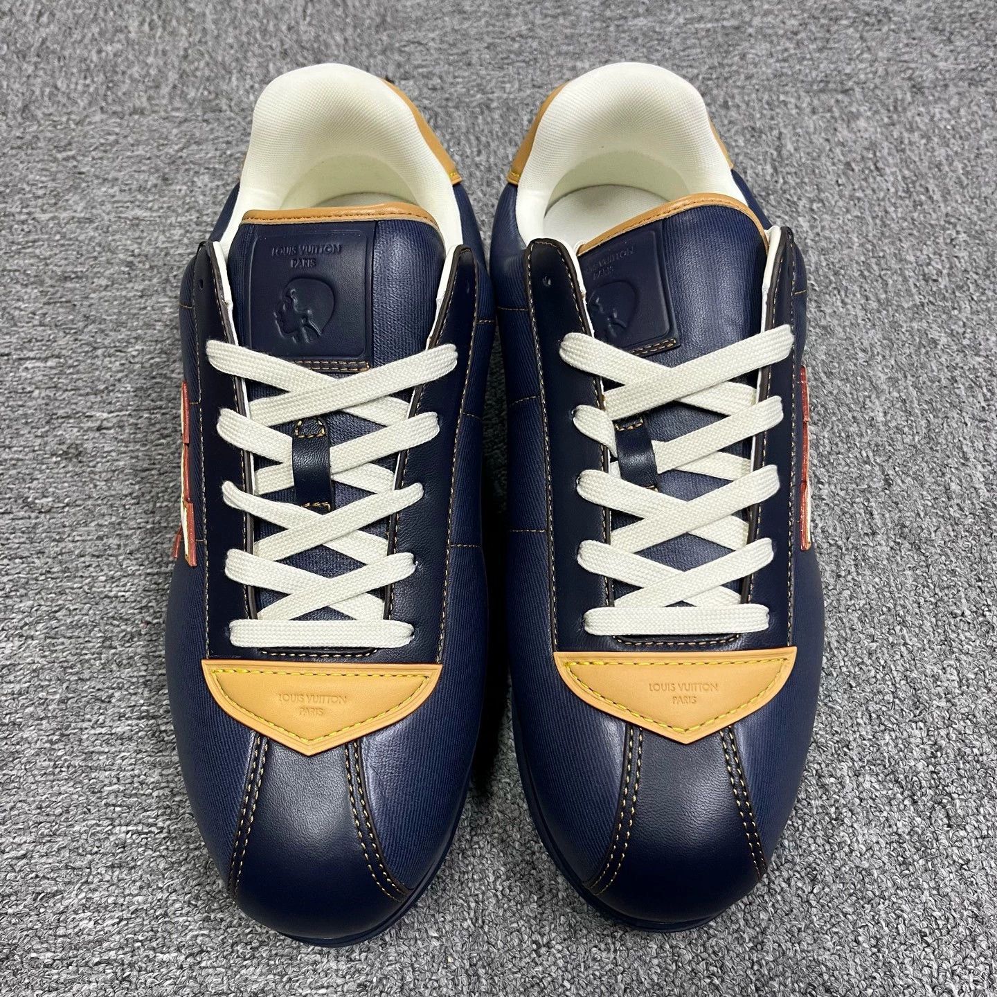 Louis Vuitton louis vuitton blue low-top casual shoes Size US 10 / EU 43 - 3 Thumbnail