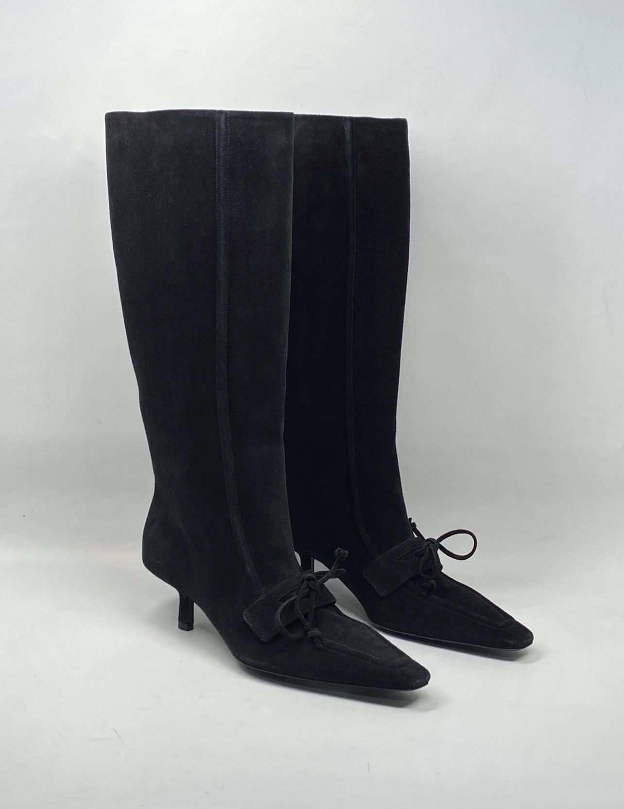 Burberry Burberry Storm Tall Suede Boots size 37 Size US 7 / IT 37 - 1 Thumbnail