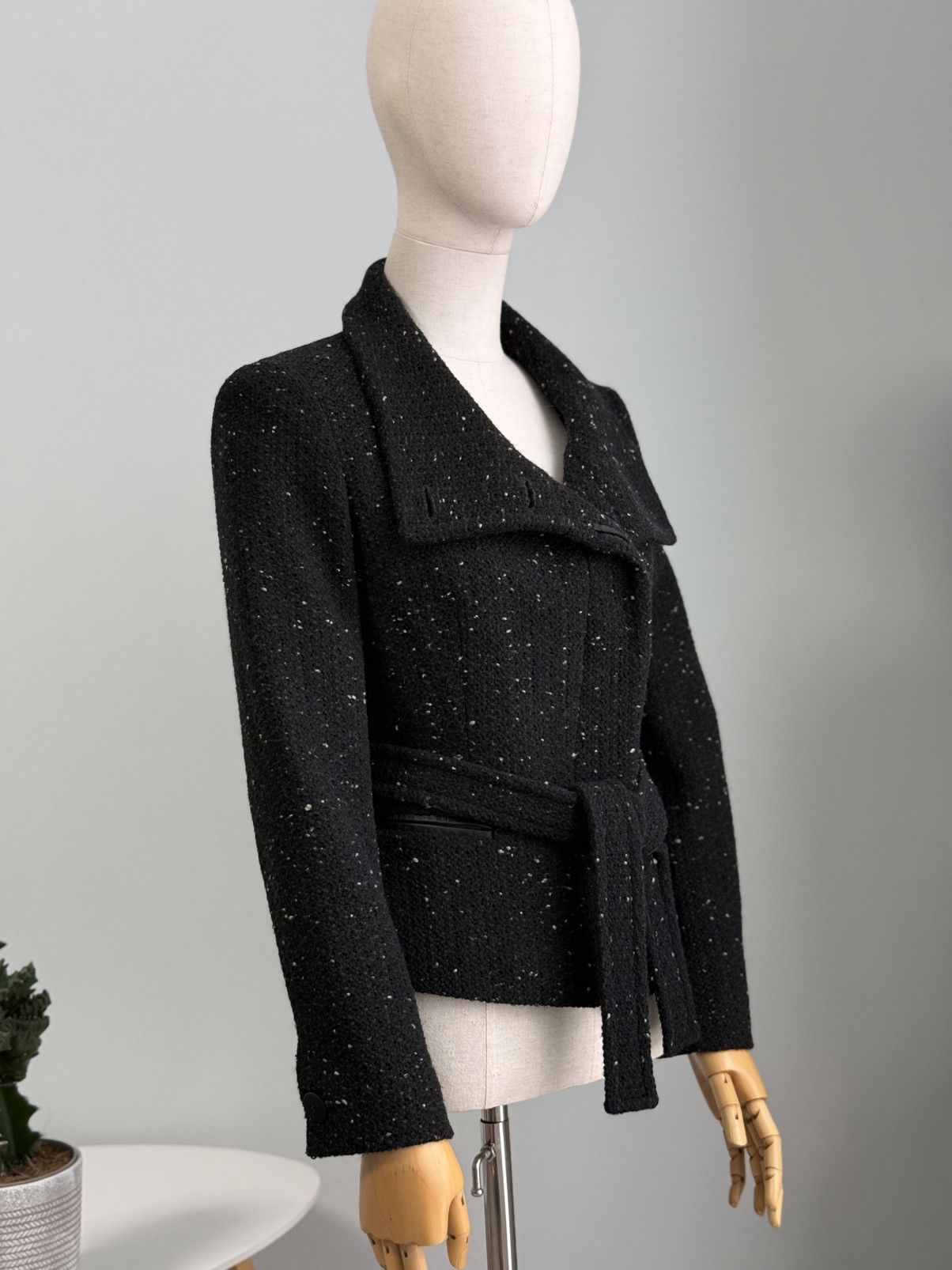 Max Mara Max Mara Black Wool Belted Jacket Tweed Speckled Short Coat Size XS / US 0-2 / IT 36-38 - 4 Thumbnail