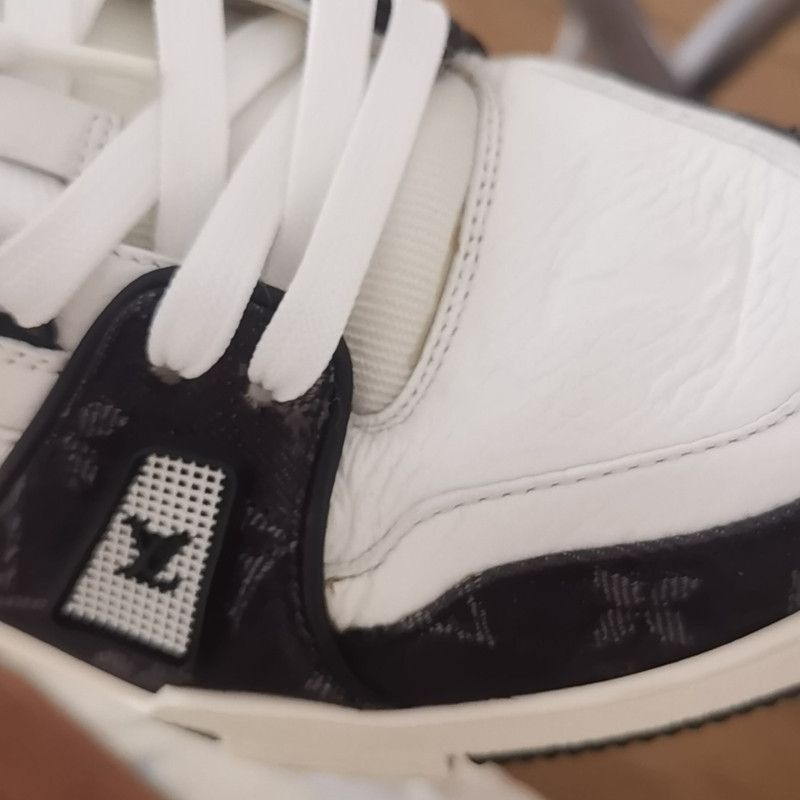 Louis Vuitton Louis Vuitton Trainer Panda Low-Top Sneakers -2508 Size US 8.5 / IT 38.5 - 7 Thumbnail