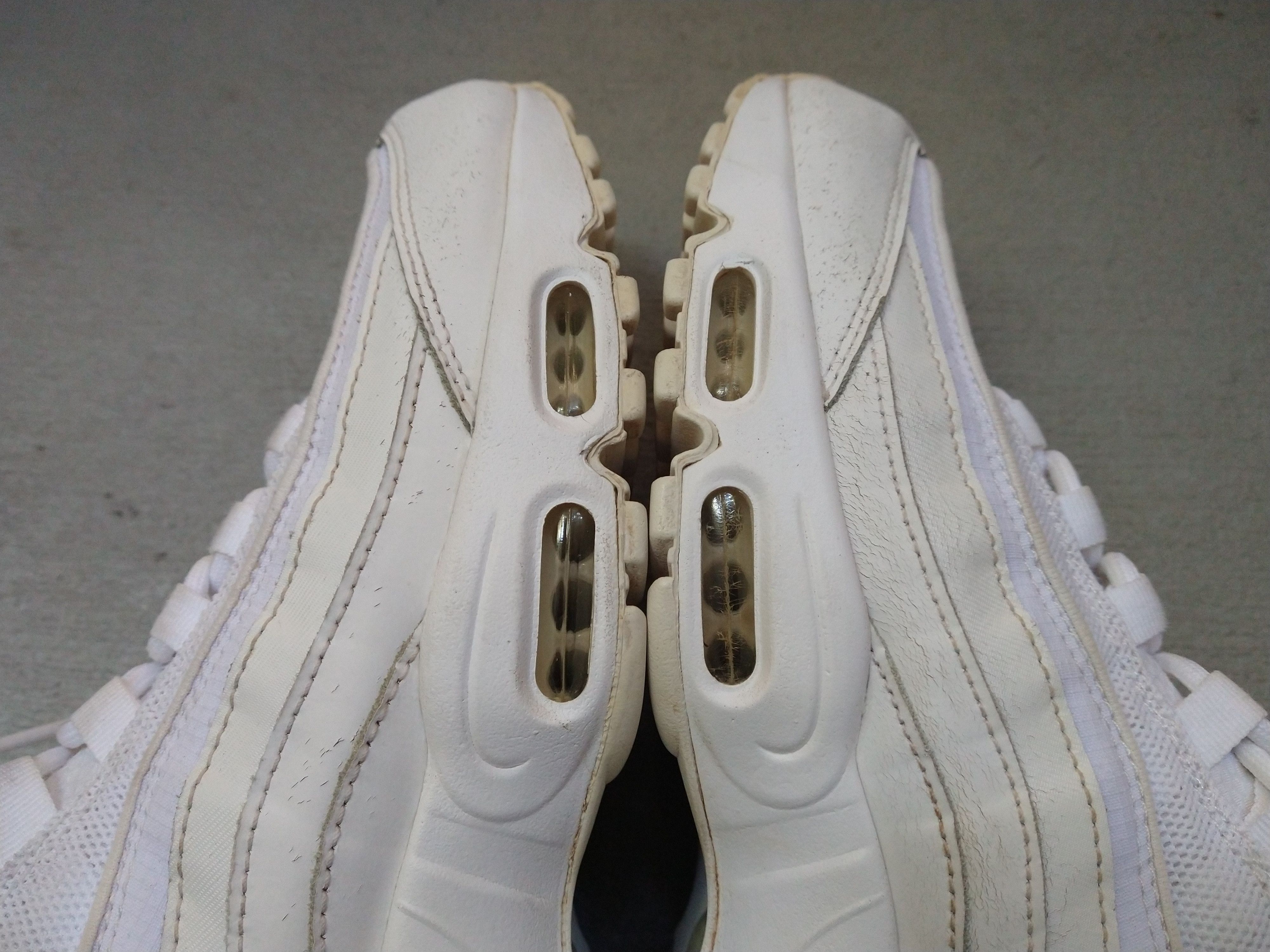 Nike Nike Air Max 95 Essential Triple White Size 10 CT1268-100 Size US 10 / EU 43 - 5 Thumbnail