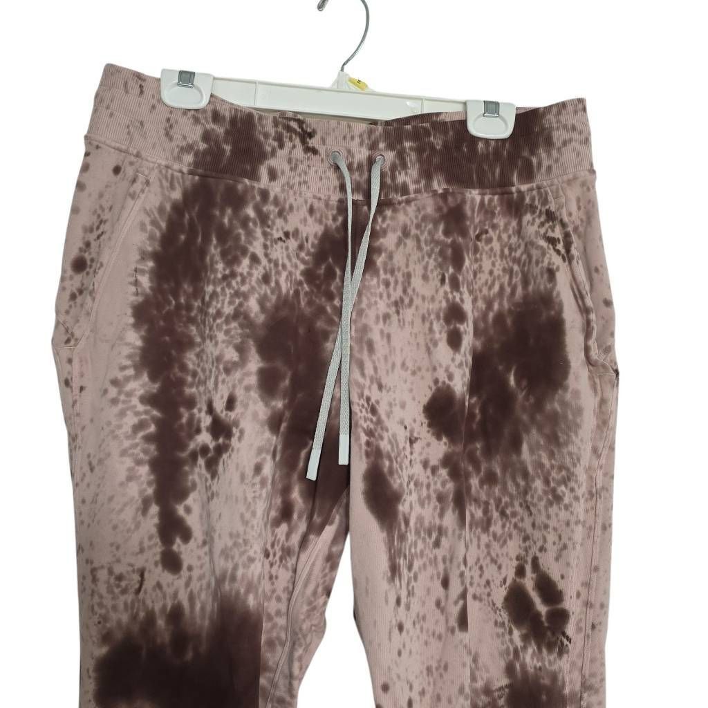 Lululemon Lululemon Women's Size 12 Pink Brown Splatter Design Jogger Size 34" / US 12 / IT 48 - 3 Thumbnail