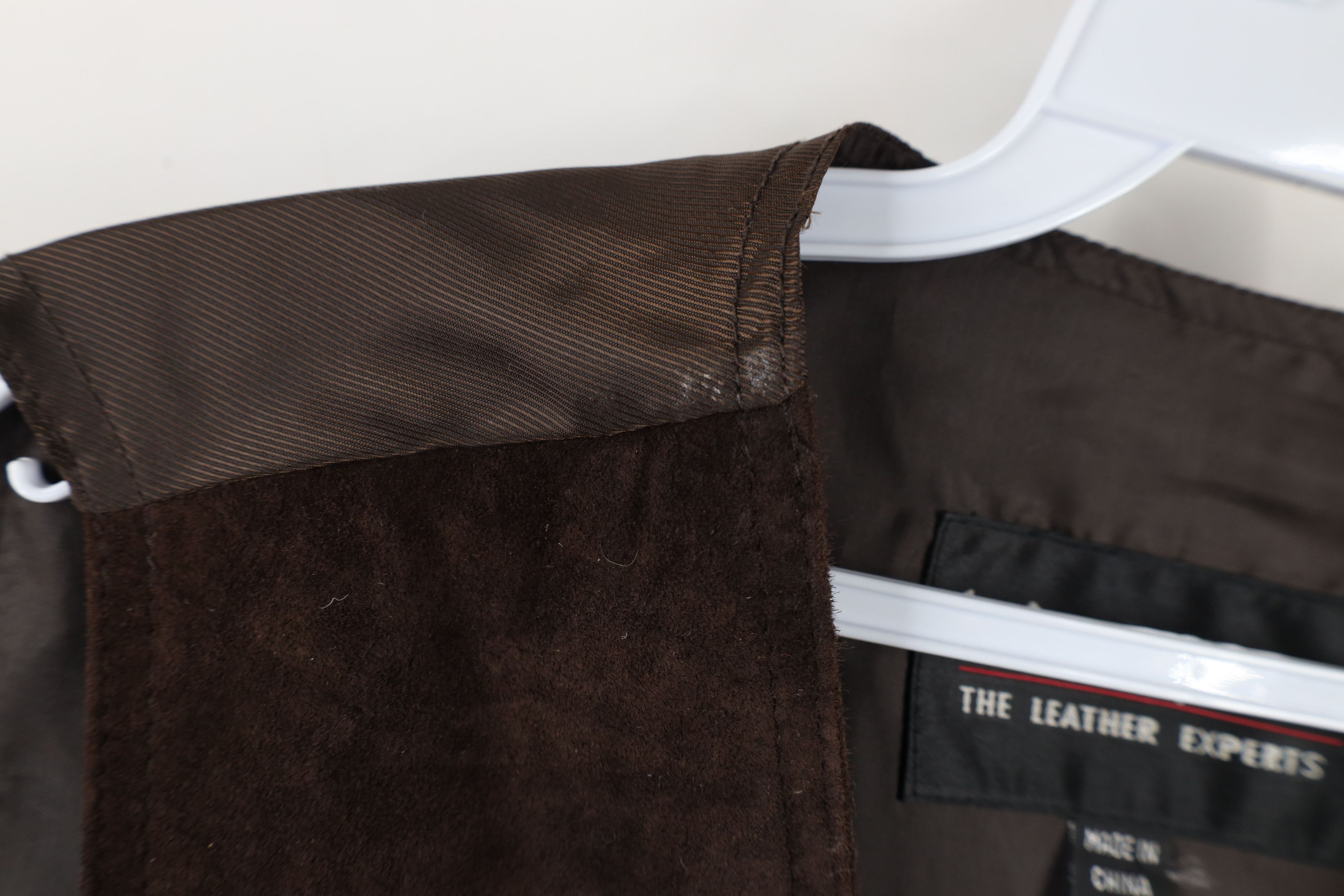 Vintage Vintage 90s Streetwear Leather Buckle Back Vest Jacket Size US L / EU 52-54 / 3 - 4 Thumbnail