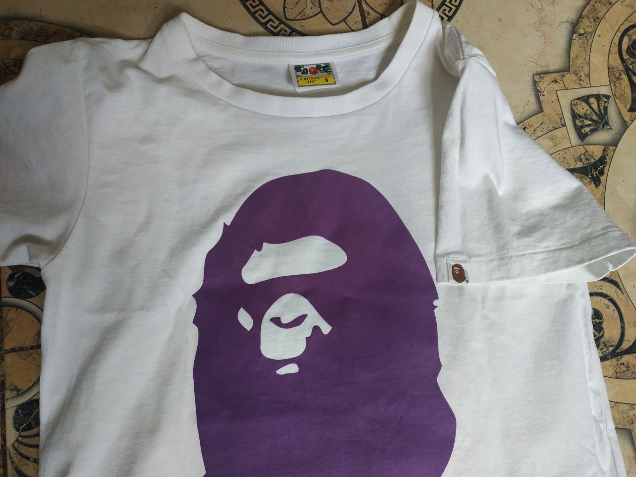 Bape Authentic BAPE Big Logo T-Shirt Ladies S White Made in Japan Size S / US 4 / IT 40 - 19 Thumbnail