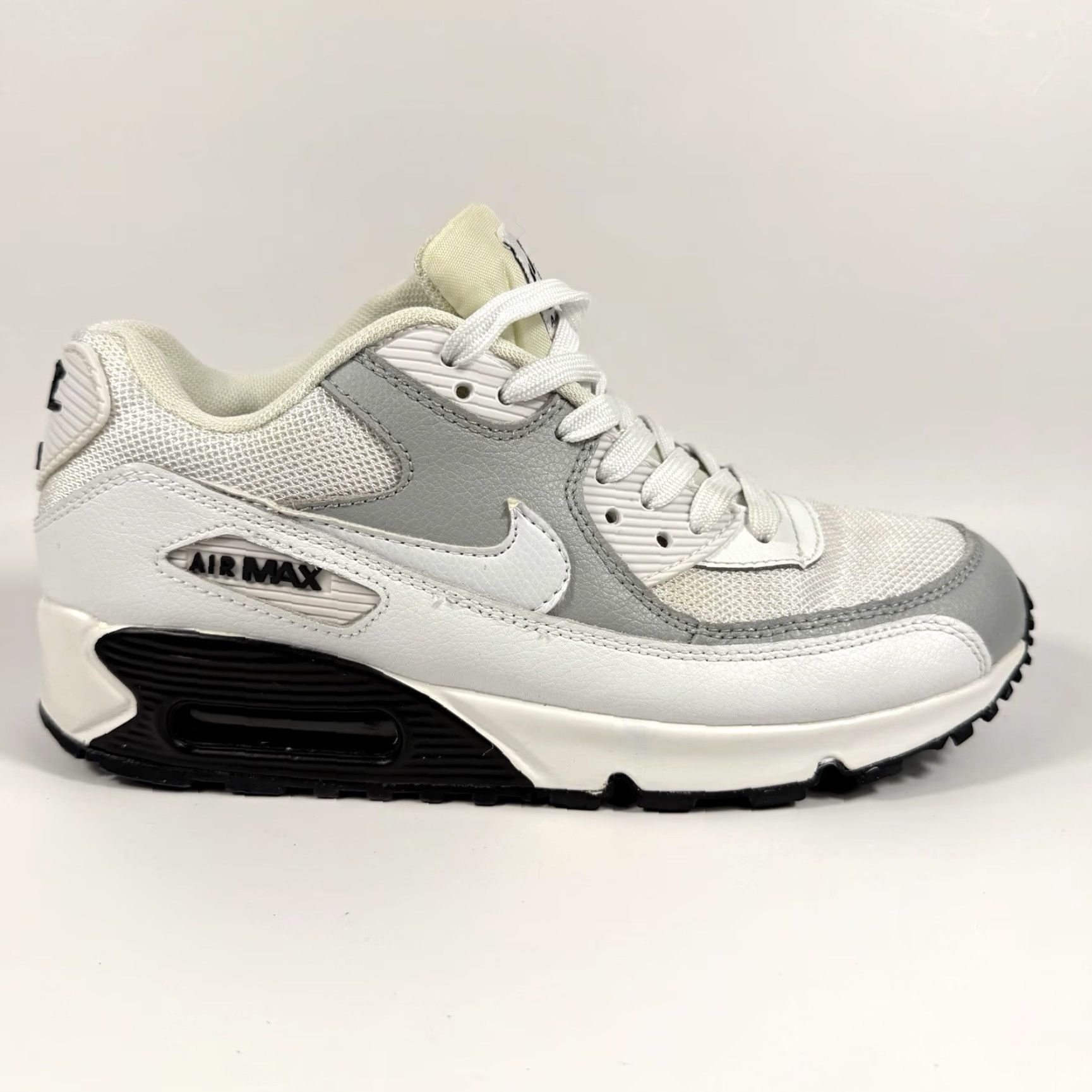 Nike Nike Air Max 90 Women's Size 8 Sneakers White Grey 325213-126 Size US 8 / IT 38 - 2 Thumbnail