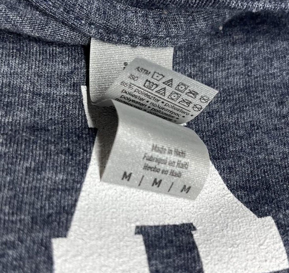 Hanes Titanic Swim Team 1912 Graphic Tee - Gildan - Dark Heather Size US M / EU 48-50 / 2 - 5 Thumbnail
