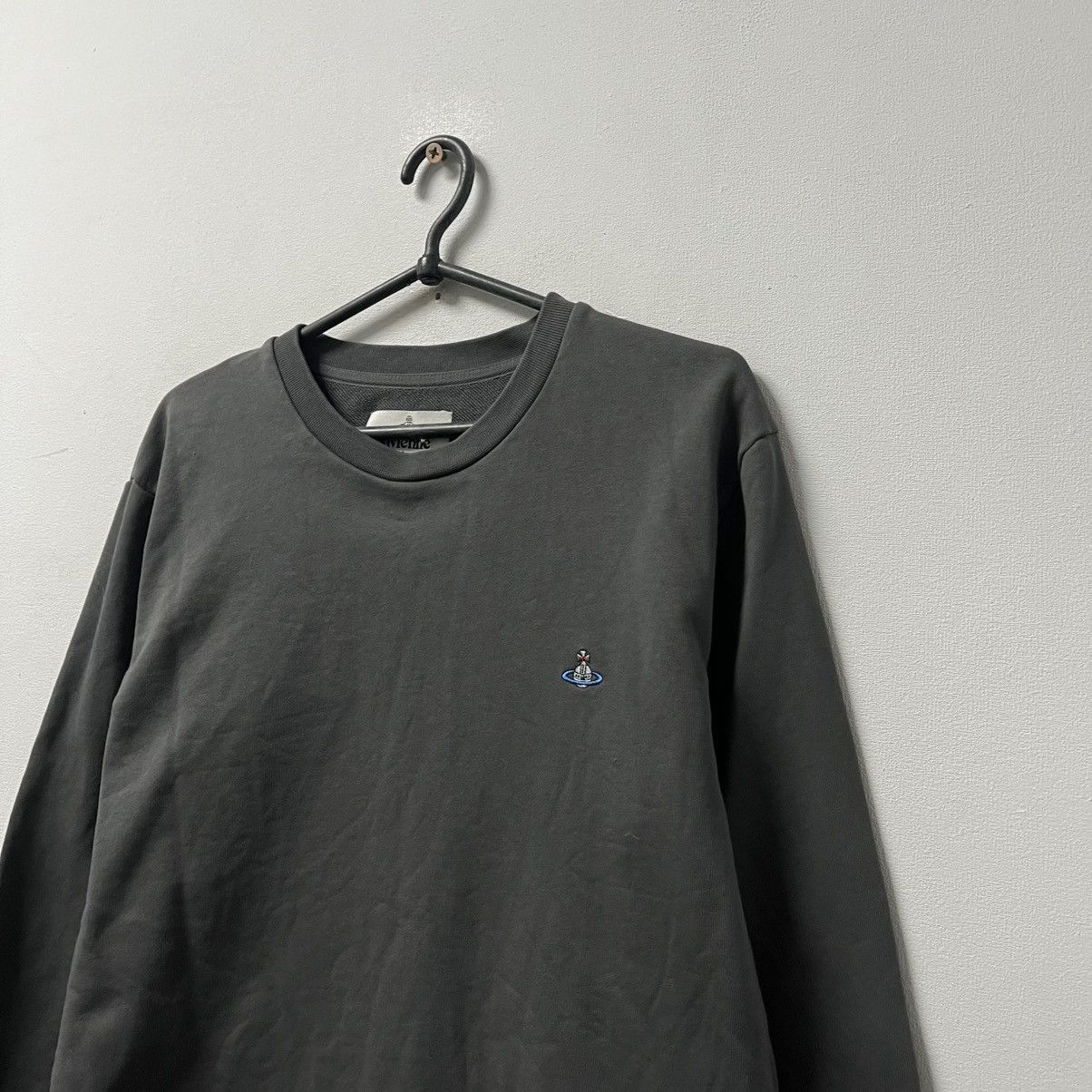 Vivienne Westwood vivienne vestwood sweatshirt vintage luxury small orb logo Size US M / EU 48-50 / 2 - 2 Thumbnail