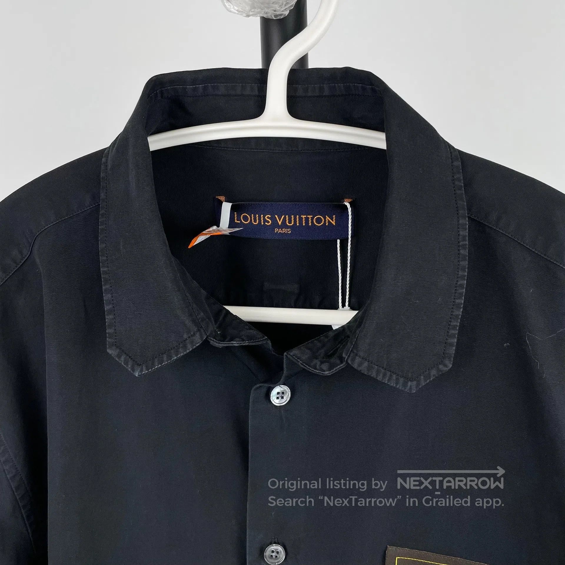 Louis Vuitton Louis Vuitton Black Shirt with Manual| Size US M / EU 48-50 / 2 - 2 Thumbnail