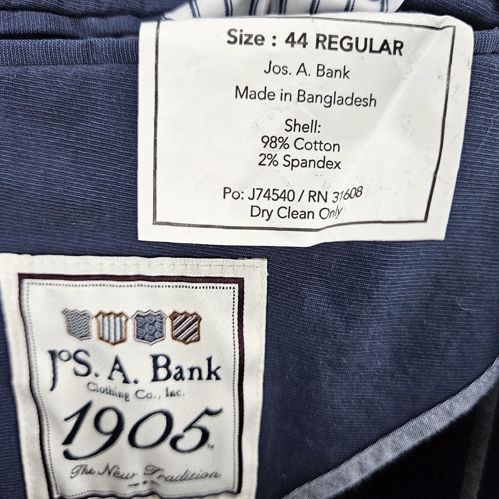 Jos. A. Bank Jos A Bank Navy Blazer Sport Coat 2 Button Regular 44R Men Blue Solid Notch Lapel Classic Relaxed Fit 44R Mens Size 44R - 3 Thumbnail