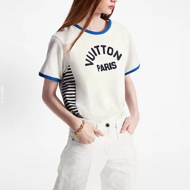 Louis Vuitton Louis Vuitton Flocked monogram logo side stripe short slee Size US M / EU 48-50 / 2 - 7 Thumbnail