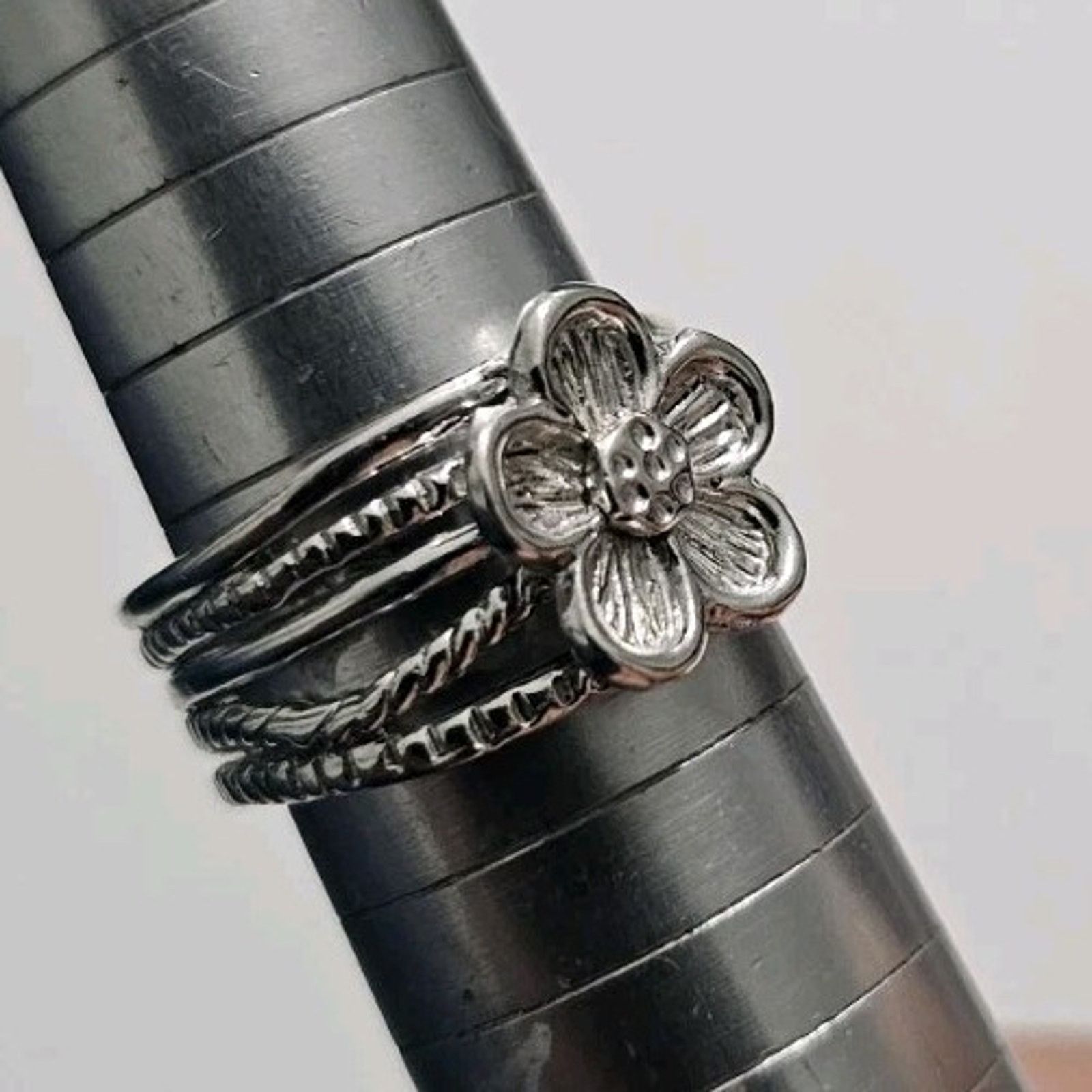Other Ross-Simons Sterling Silver Multi-Row Flower Ring Size 9 Size ONE SIZE - 7 Thumbnail