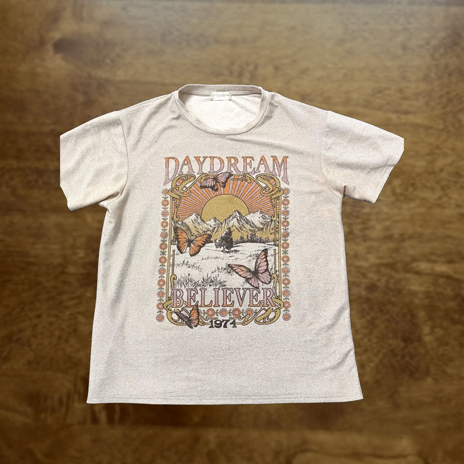 Vintage Altar'd State Shirt Womens Medium Beige Daydream Believer 1974 Butterfly Boho Glitter Floral 70s Size M / US 6-8 / IT 42-44 - 1 Thumbnail