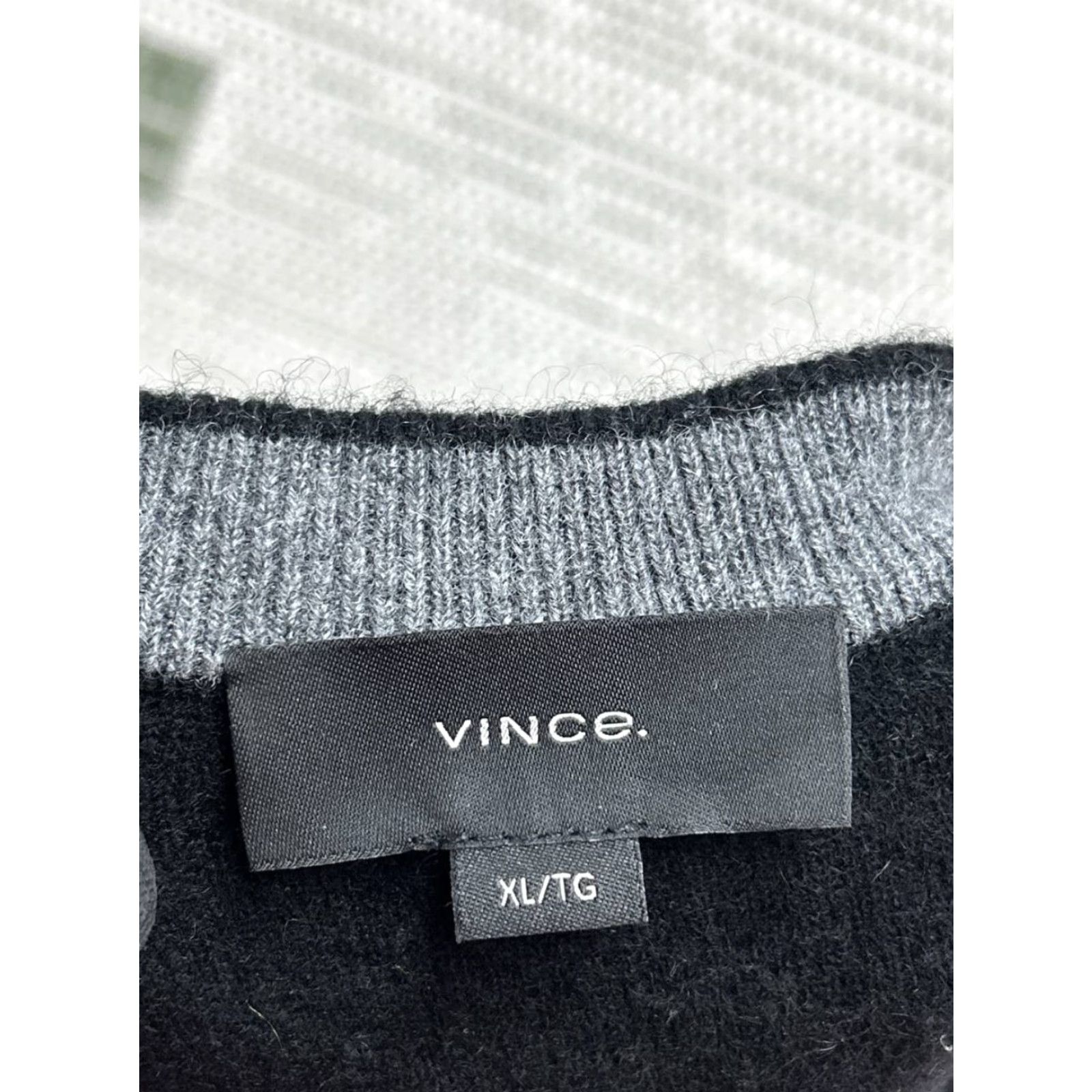 Vince Vince Sweater Womens XL Cashmere Knit Pullover Black Crew Neck, Casual, Vintage? No, Winter, Fall, Spring, Pullover, Regular Fit, Knit Wool? Size XL / US 12-14 / IT 48-50 - 3 Thumbnail