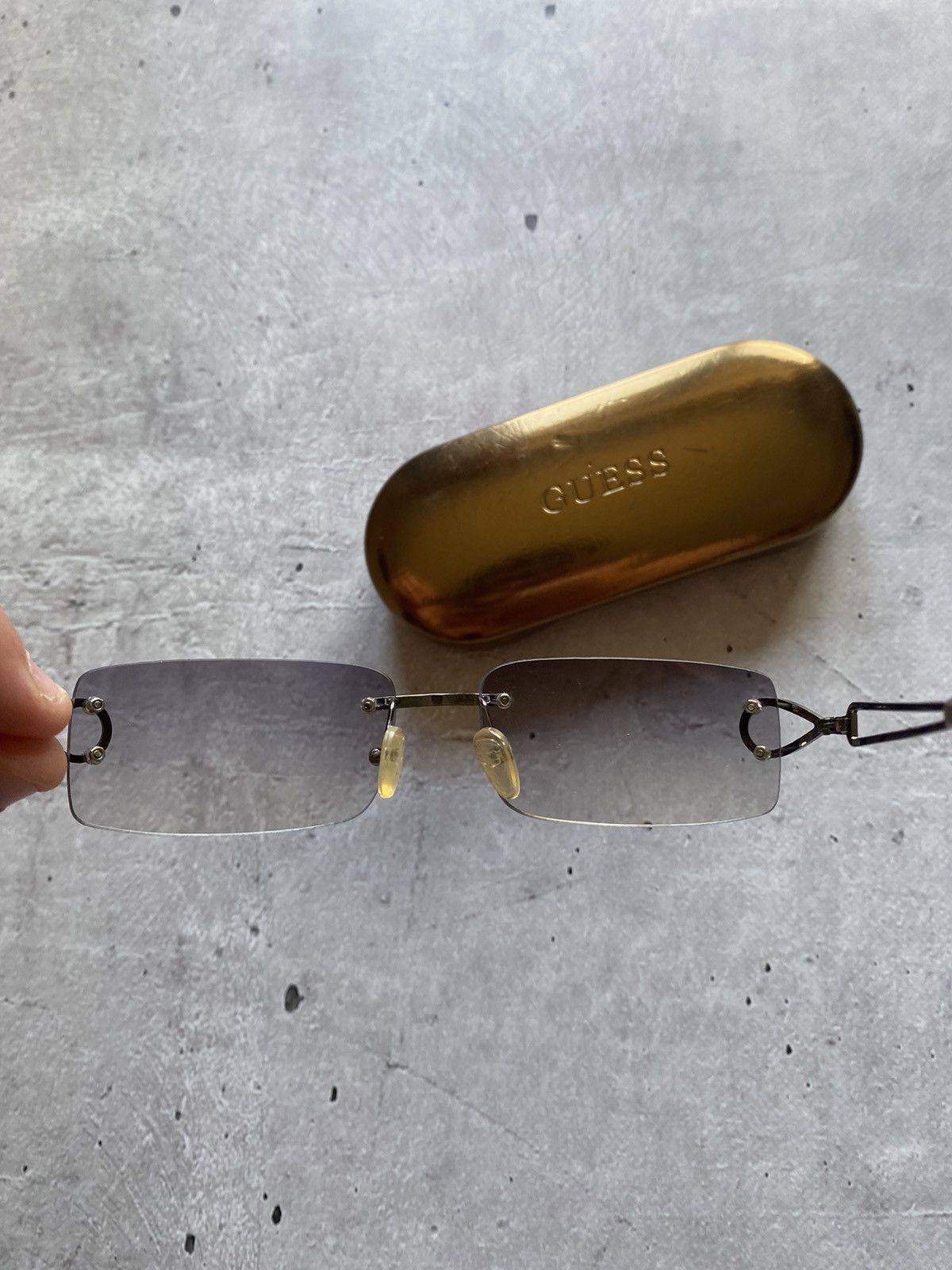 Guess × Vintage Vintage Guess Sunglasses Gold Italy H-5271 GU AS166L 5.10 Size ONE SIZE - 3 Thumbnail