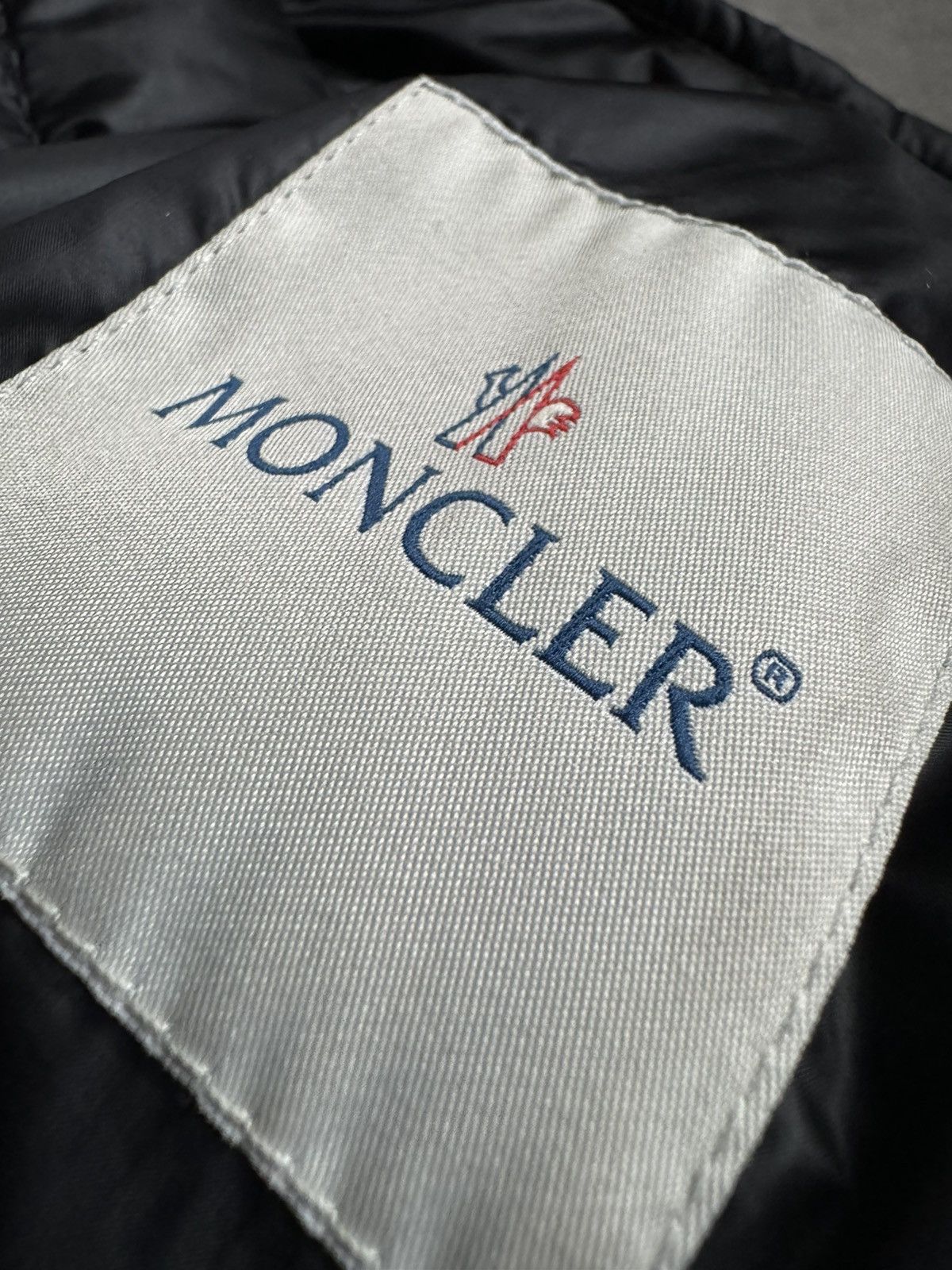 Moncler MONCLER “LIANE” ladies gilet REAL SIZES IN PHOTOS BY TAPE Size S / US 4 / IT 40 - 24 Thumbnail