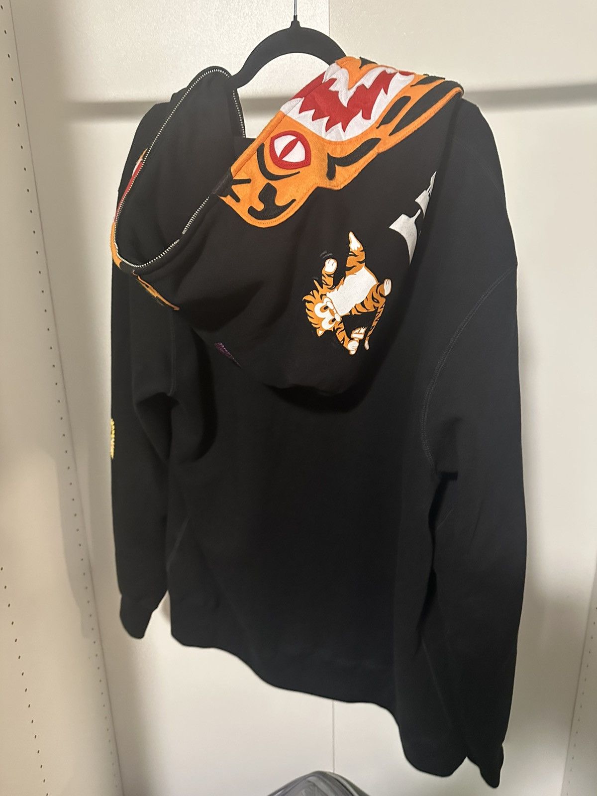 Bape Bape Black Tiger Zip-up Hoodie Size US XXL / EU 58 / 5 - 2 Thumbnail