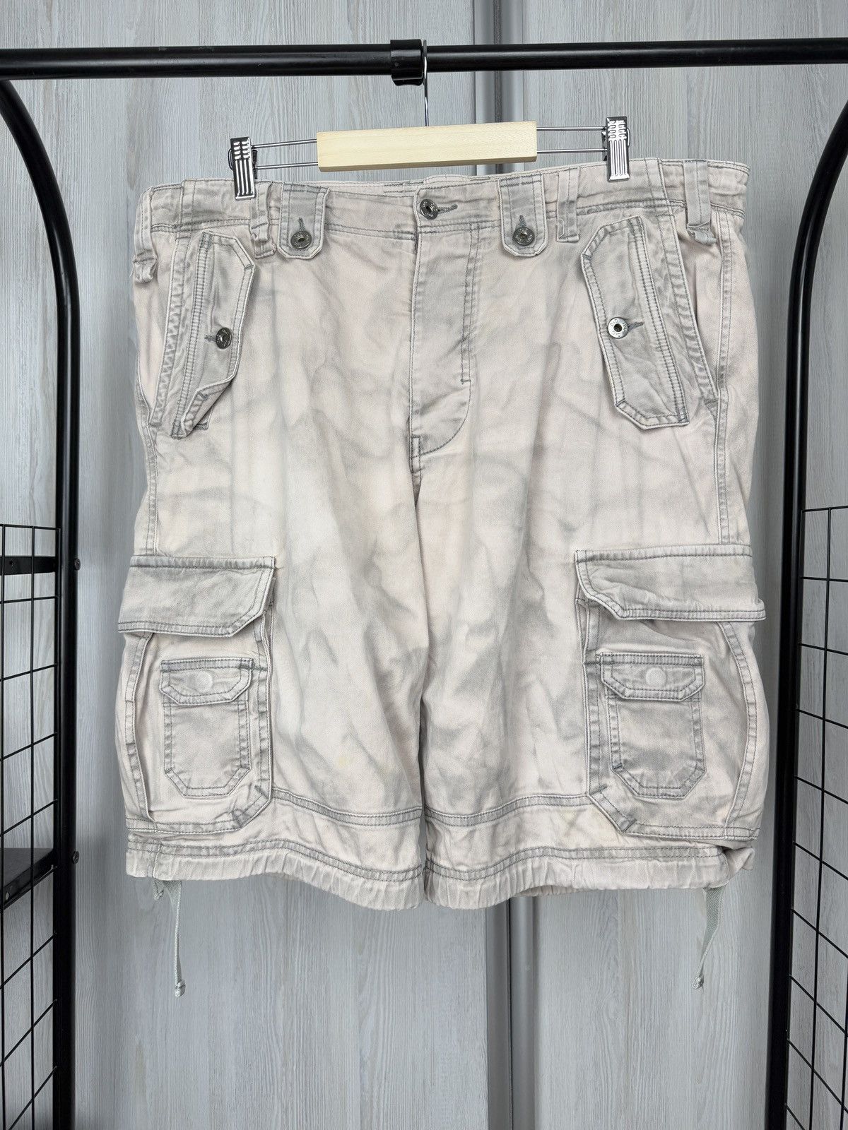 Dolce & Gabbana Dolce & Gabbana y2k beige fade utility military cargo shorts Size US 38 / EU 54 - 2 Thumbnail