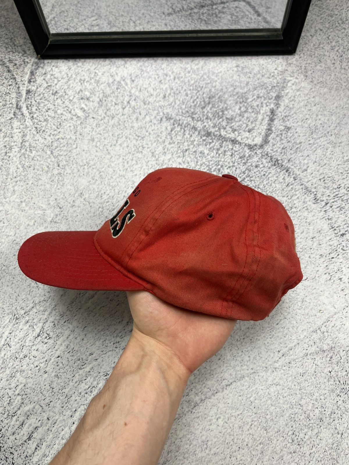 NBA × Starter × Vintage Vintage 90’s Chicago Bulls Script Logo NBA Starter Cap Rare Size ONE SIZE - 2 Thumbnail