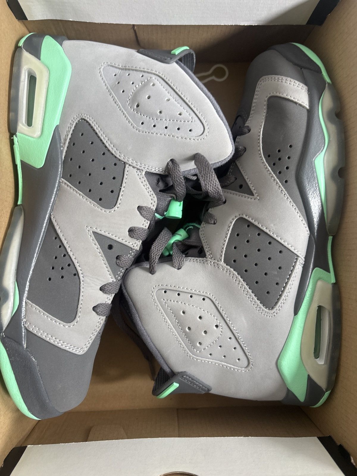 Jordan Brand Jordan 6 Green Glow Size US 7 / EU 40 - 1 Thumbnail