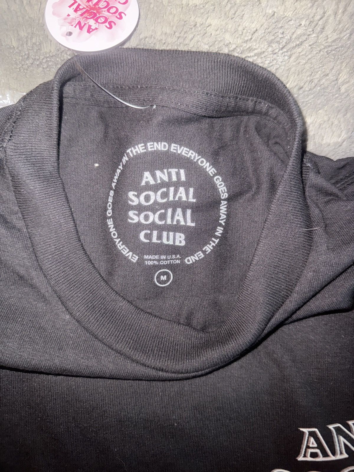 Anti Social Social Club Anti social social club club Berlin tee Size US M / EU 48-50 / 2 - 1 Thumbnail