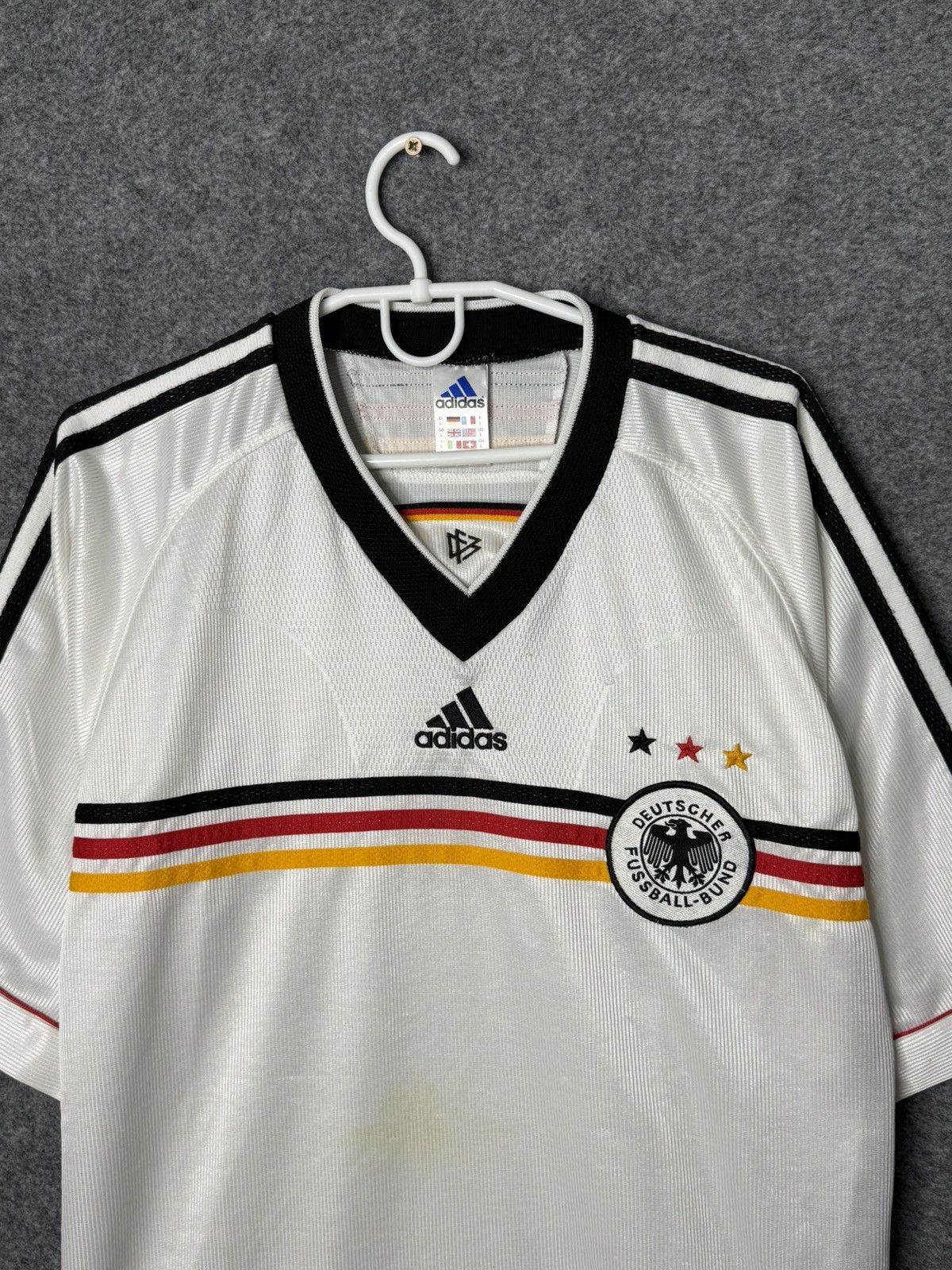 Adidas Vintage Adidas Germany 1998-00 Home Football Jersey size L Size US L / EU 52-54 / 3 - 3 Thumbnail