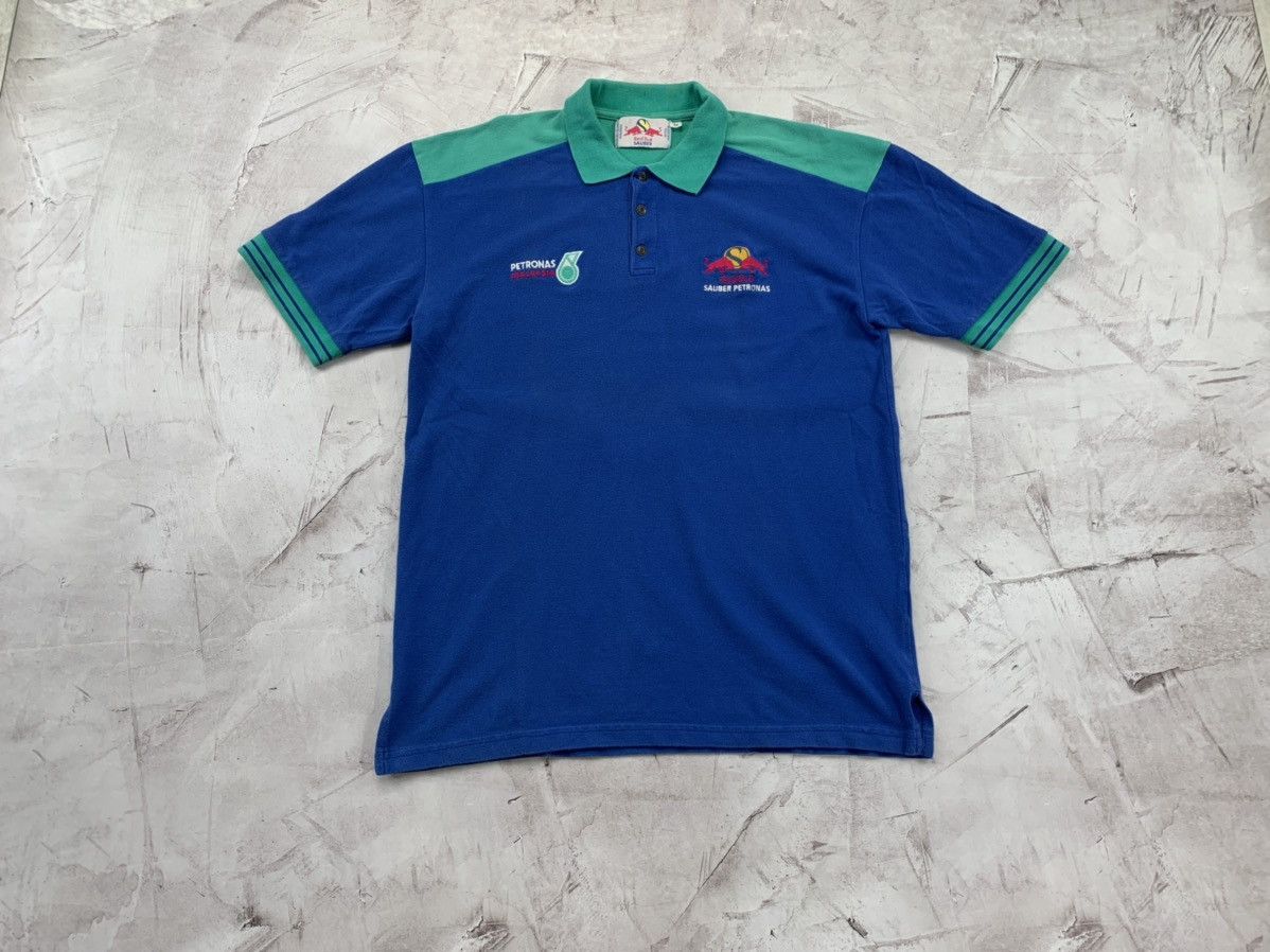 Red Bull × Vintage Mens vintage t shirt Red Bull Sauber Petronas Size M Size US M / EU 48-50 / 2 - 1 Thumbnail