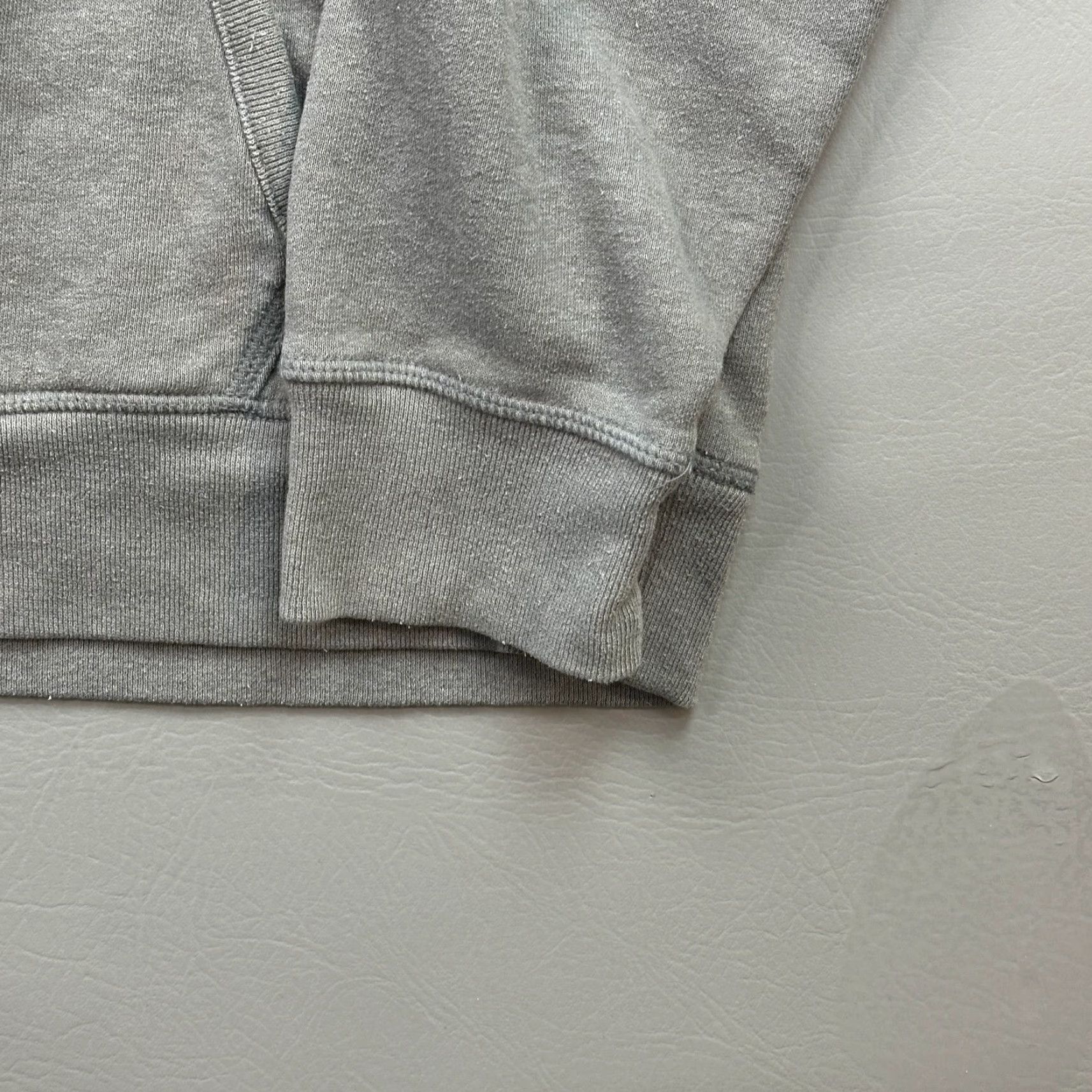 The North Face The North Face Hoodie Mens Large Gray Sewn TNF Logo Pullover Size US L / EU 52-54 / 3 - 2 Thumbnail
