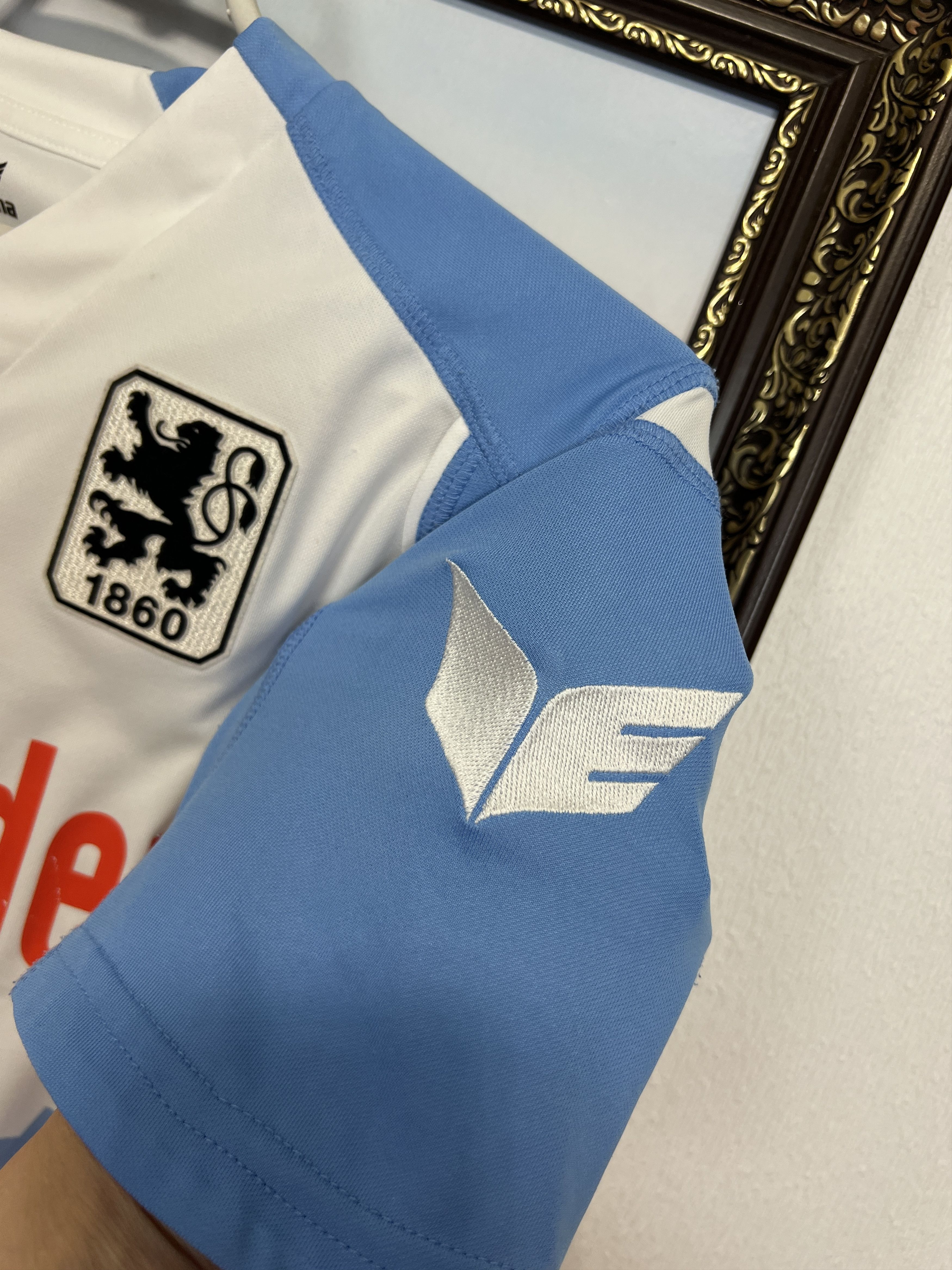 Erima 1860 Munich Home football shirt 2008 Soccer Jersey Trikot Size US S / EU 44-46 / 1 - 5 Thumbnail