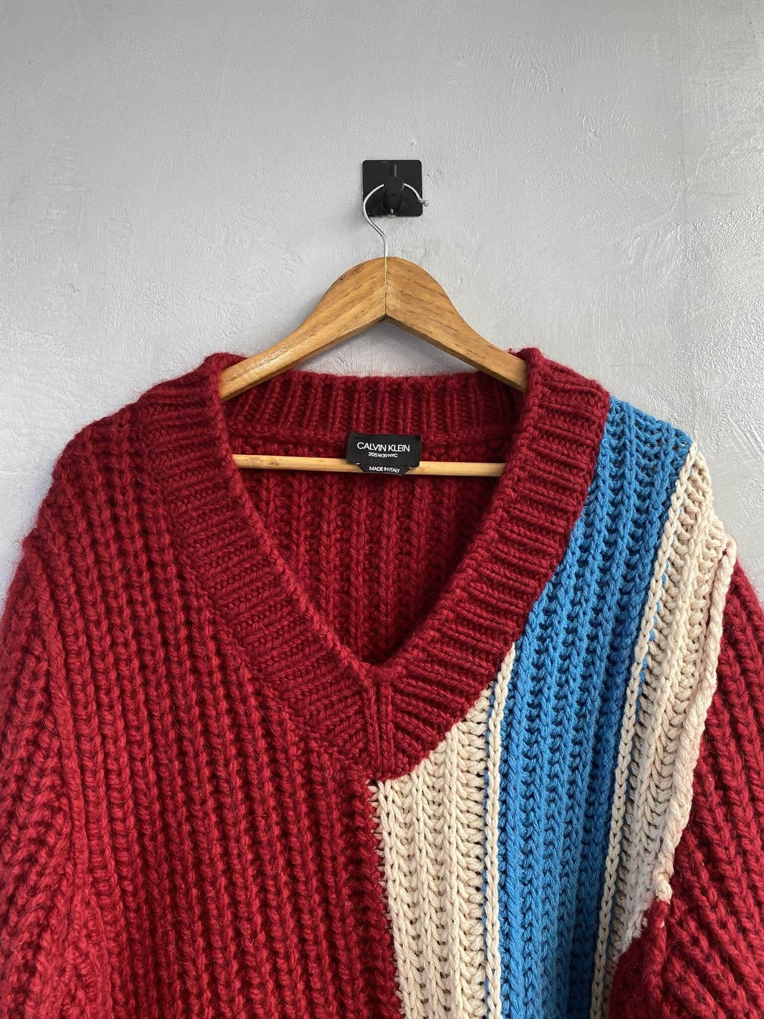 Calvin Klein 205W39NYC FW18 Oversized V-neck Knit Size US XS / EU 42 / 0 - 4 Thumbnail