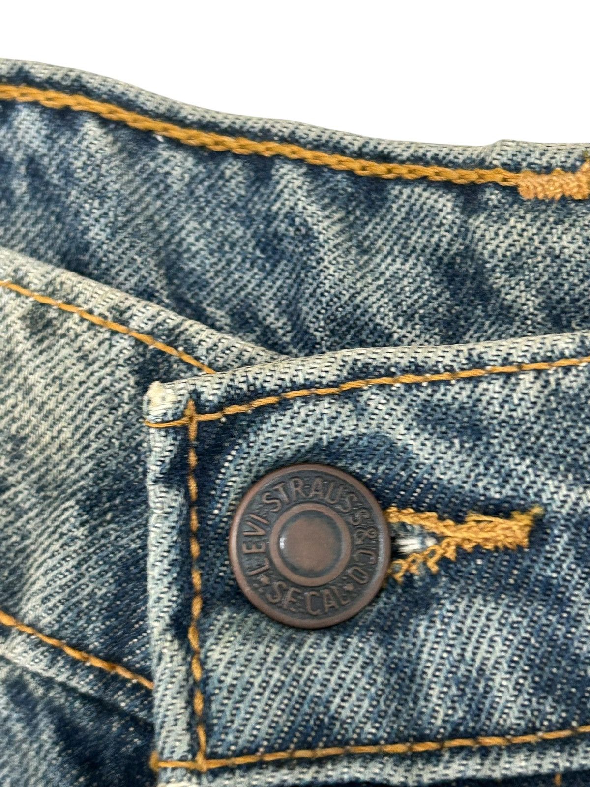 Levi's Levis Vintage Clothing 605 Orange Tag Acid Washed Distress Size US 32 / EU 48 - 19 Thumbnail