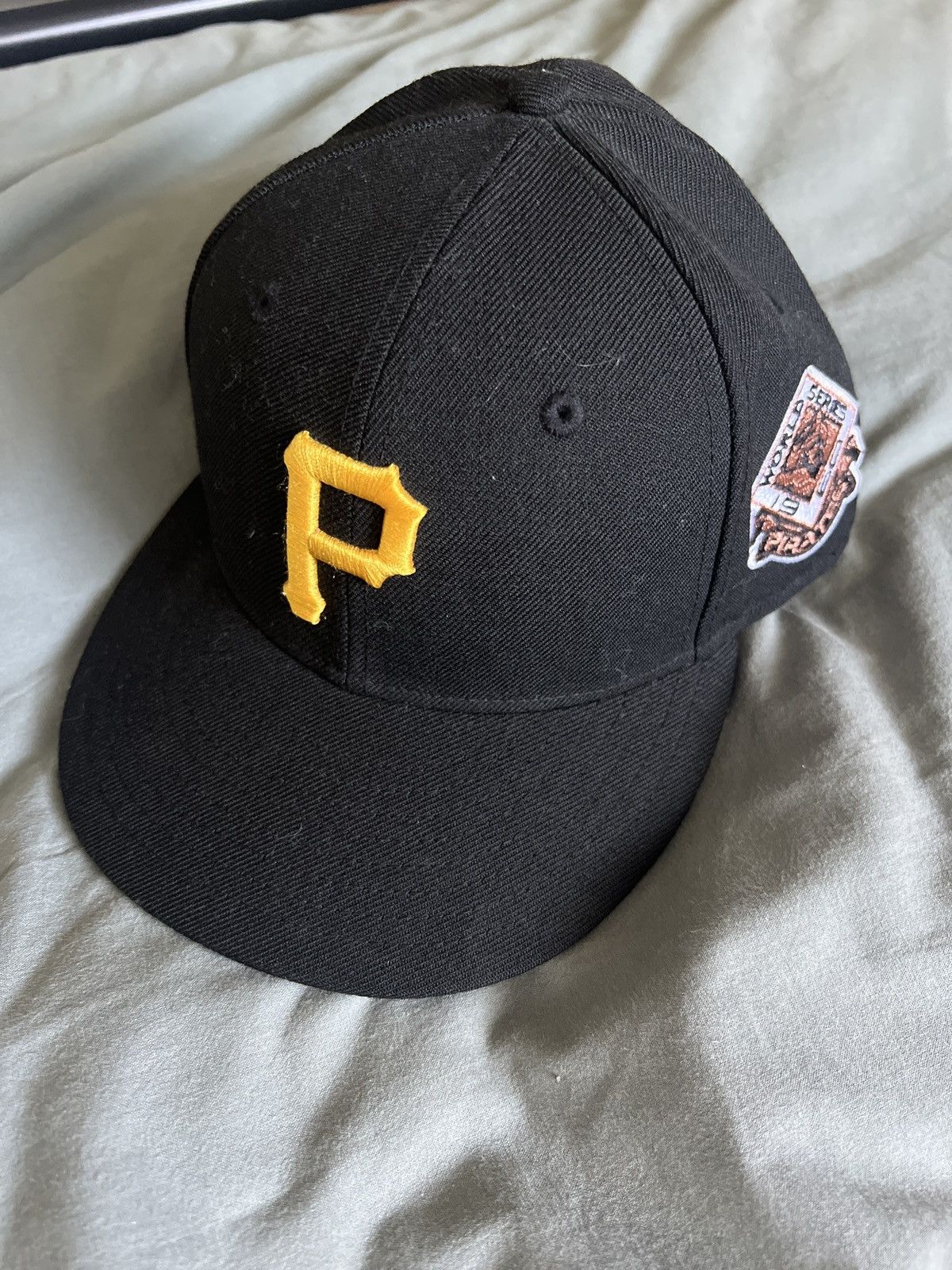 Hat Club Pittsburgh Pirates Hat Size 7 1/4 Gently Worn Size ONE SIZE - 1 Thumbnail