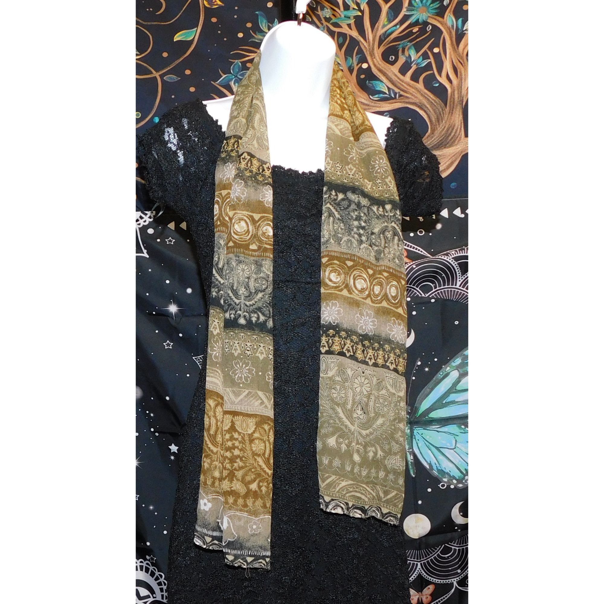 Other Renaissance-Inspired Floral Scarf Sheer Beige & Black Size ONE SIZE - 4 Thumbnail