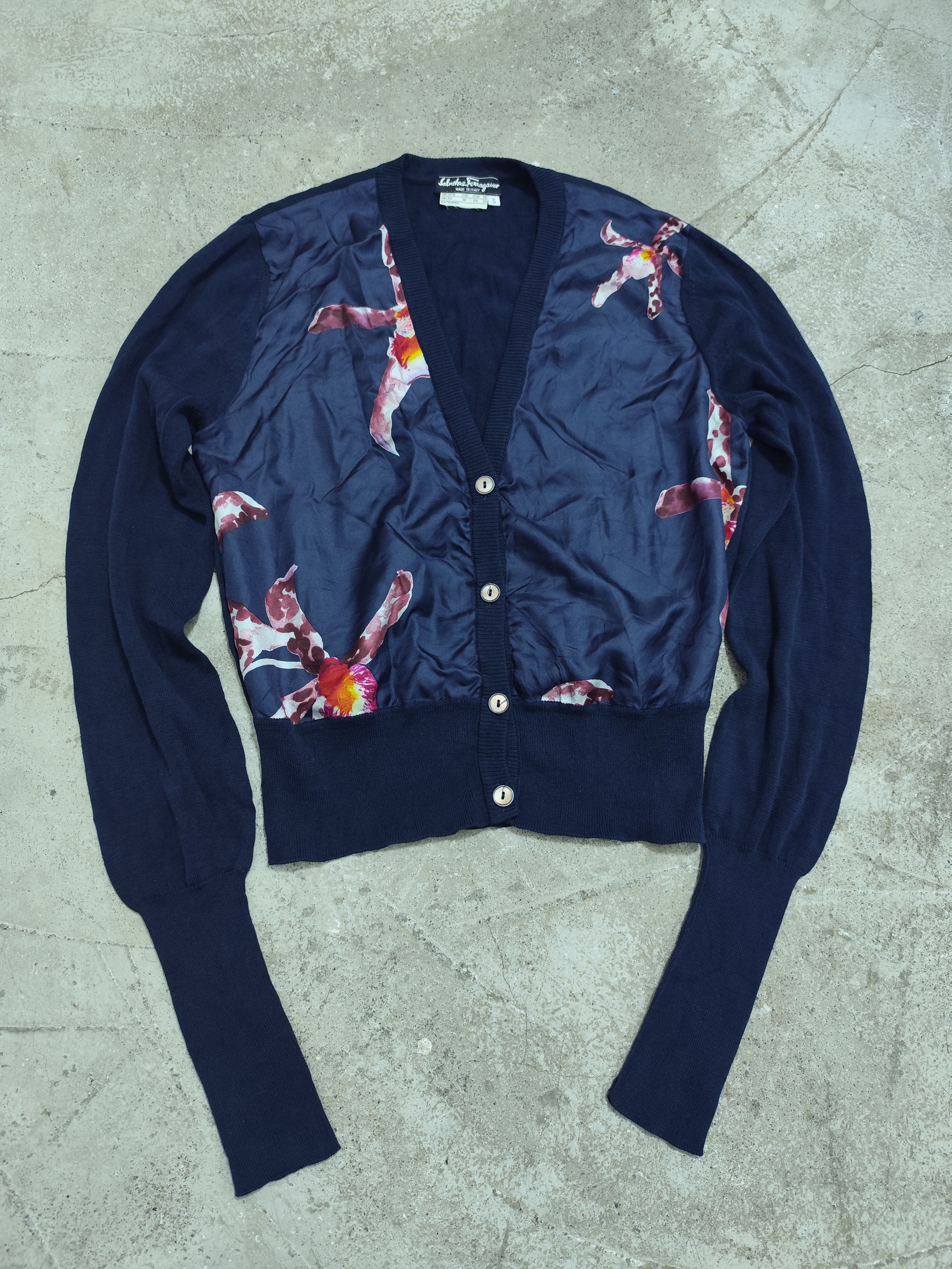 Vintage salvatore ferragamo silk cardigan