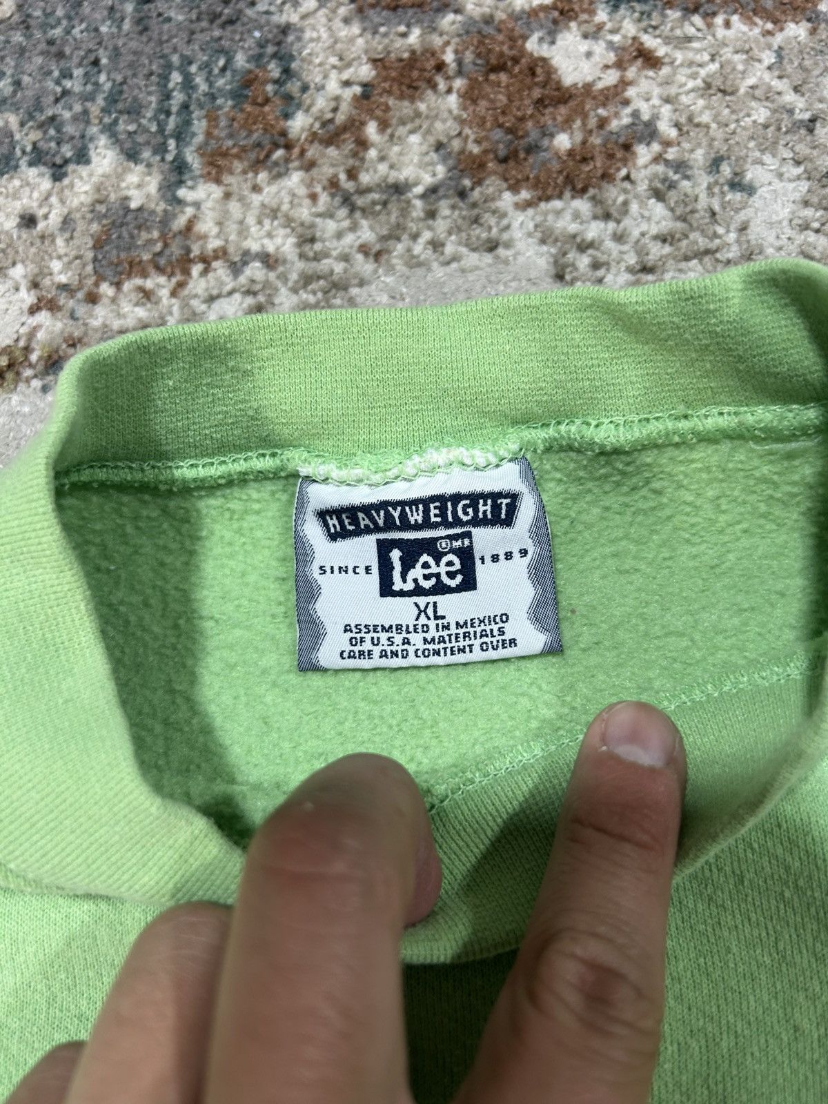 Vintage 1990s Lee Heavyweight Blank Crewneck Sweatshirt Size US XL / EU 56 / 4 - 2 Thumbnail