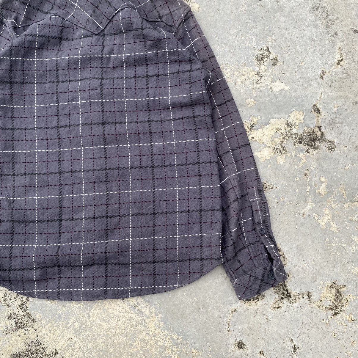 Japanese Brand × Undercover × Uniqlo uniqlo x undercover wastern flannel long sleeve button up Size US M / EU 48-50 / 2 - 15 Thumbnail