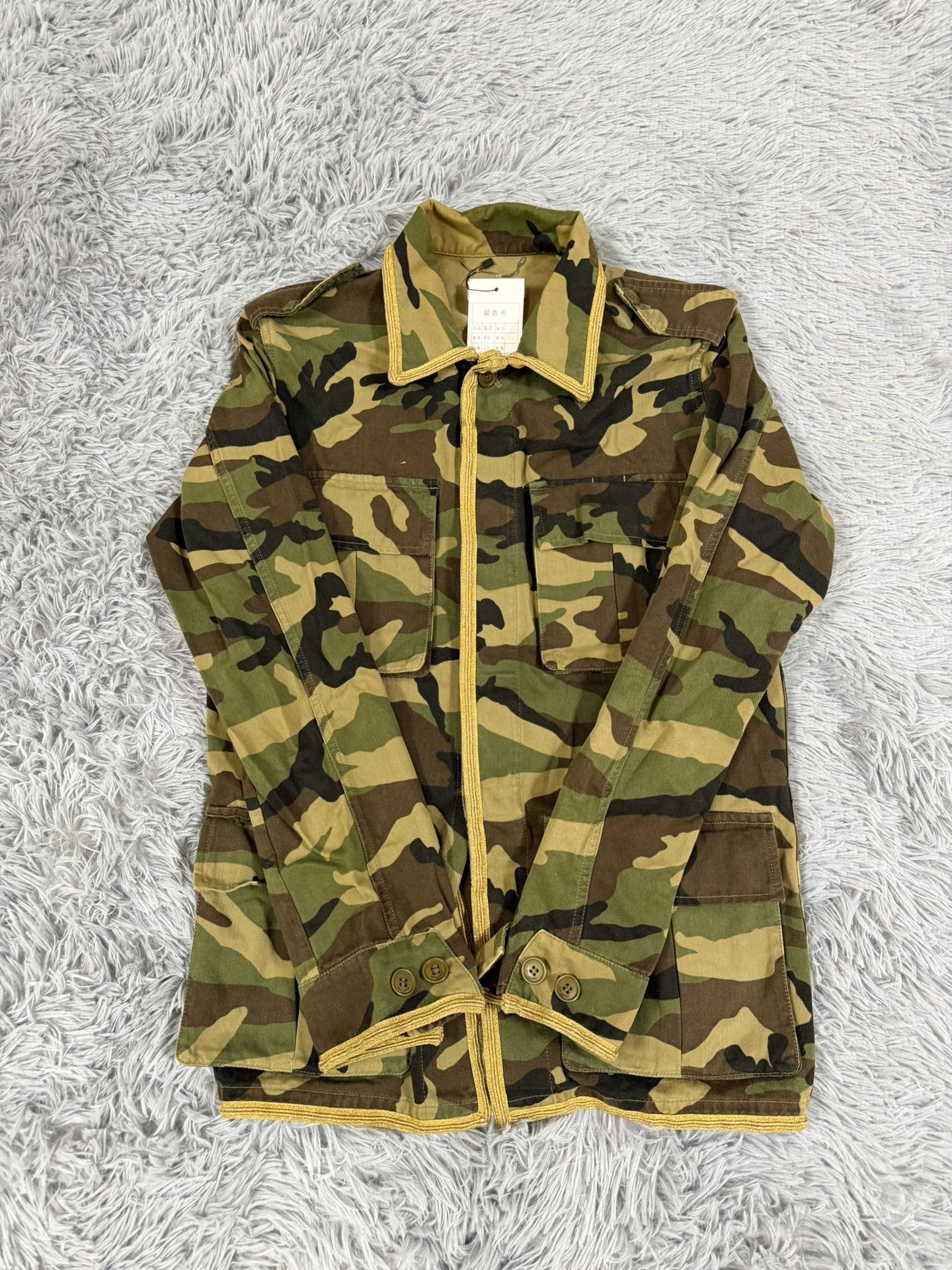 Saint Laurent Paris Saint Laurent Paris Camo Gold Light Jacket s Men Size US S / EU 44-46 / 1 - 1 Thumbnail