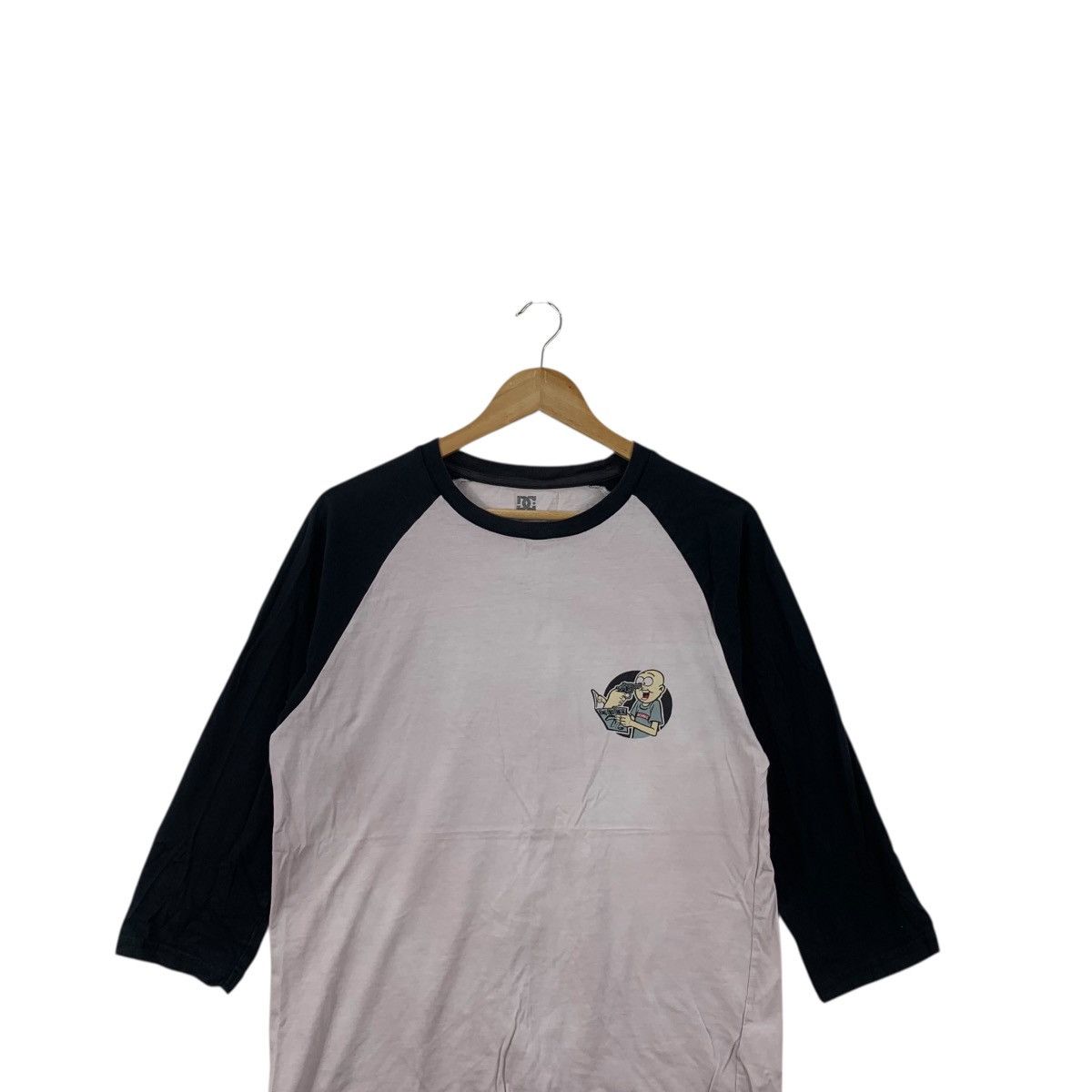 Vintage DC SHOES SKATEBOARD Big Brother Comics Raglan Tee Shirt Top Size US M / EU 48-50 / 2 - 3 Thumbnail